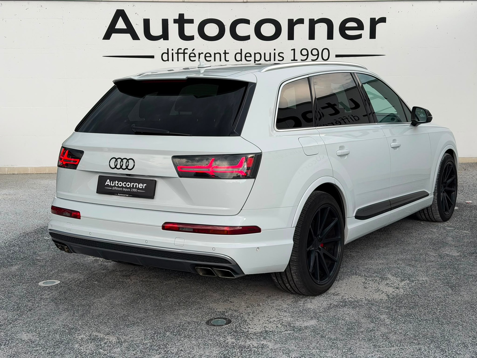 AUDI SQ7 4.0 TDI quattro tiptronic-image-3