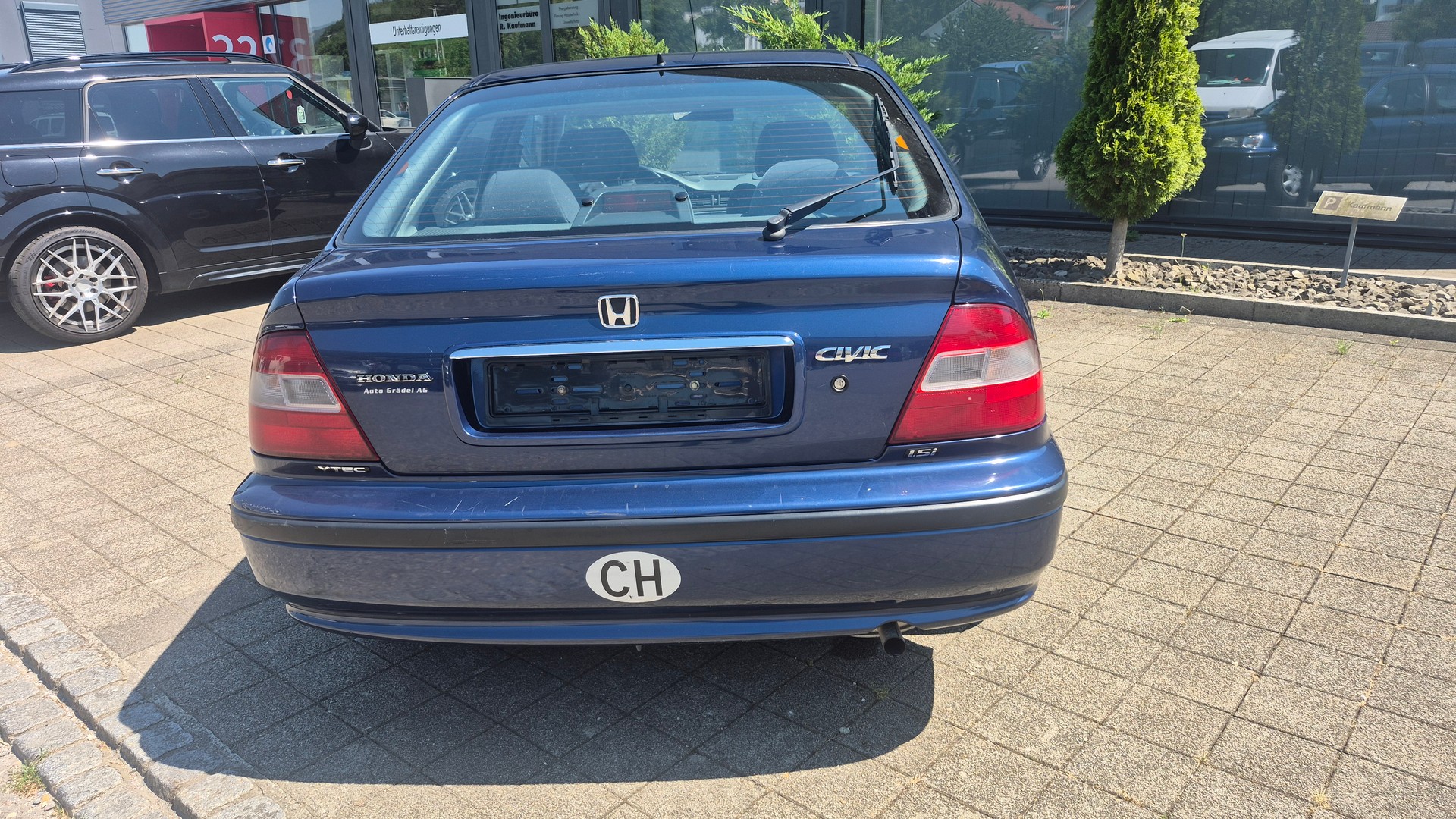 HONDA Civic 1.5i VTEC-image-5