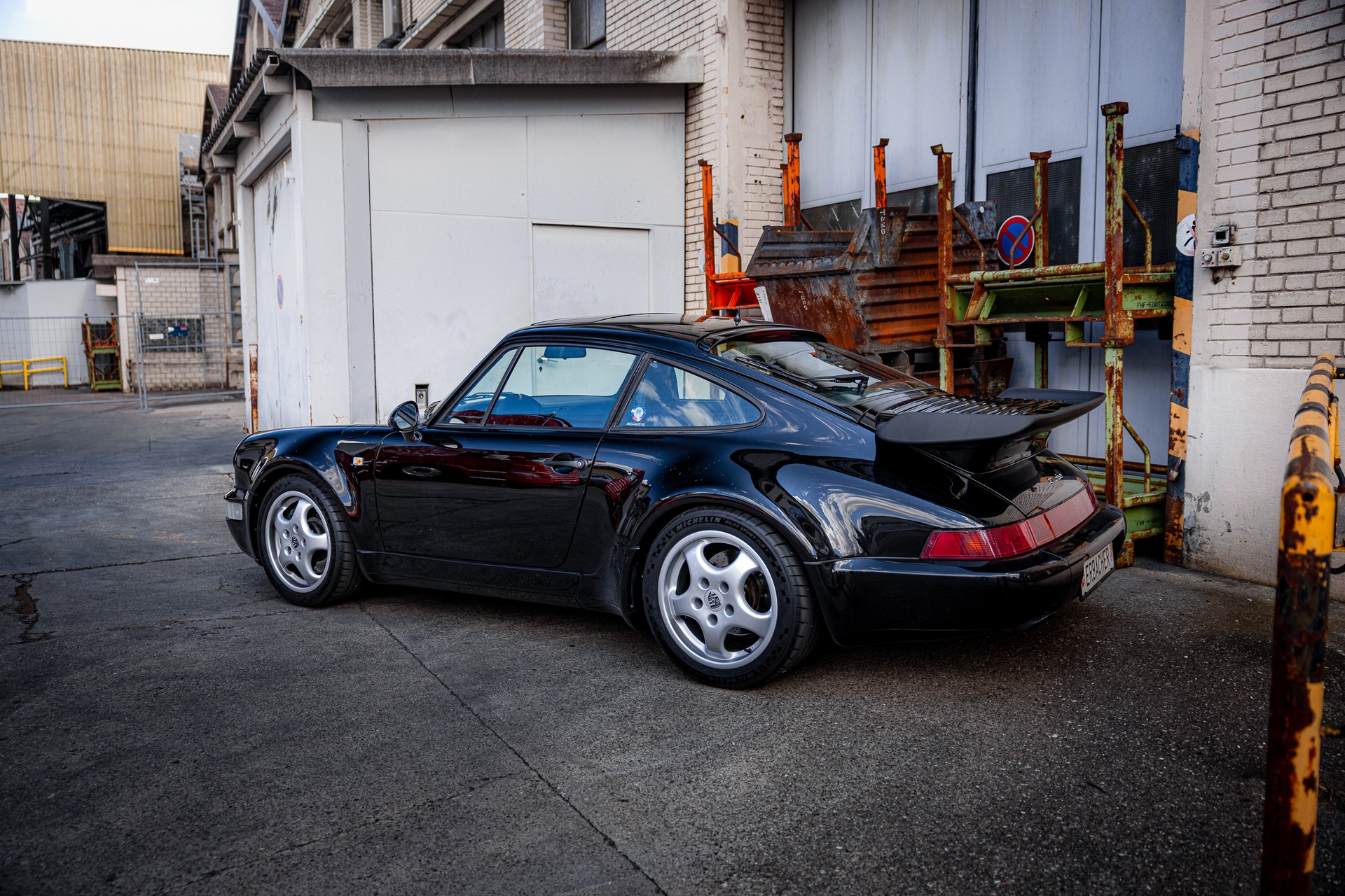 PORSCHE Turbo-image-2