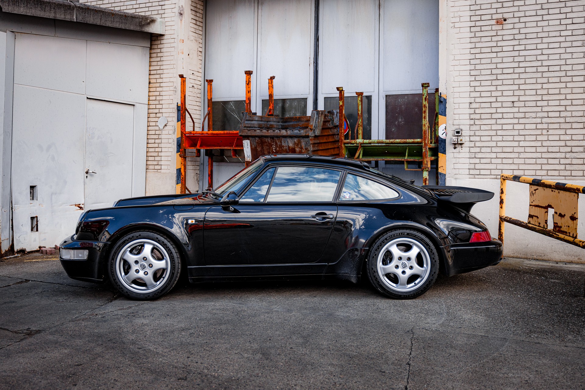 PORSCHE Turbo-image-1