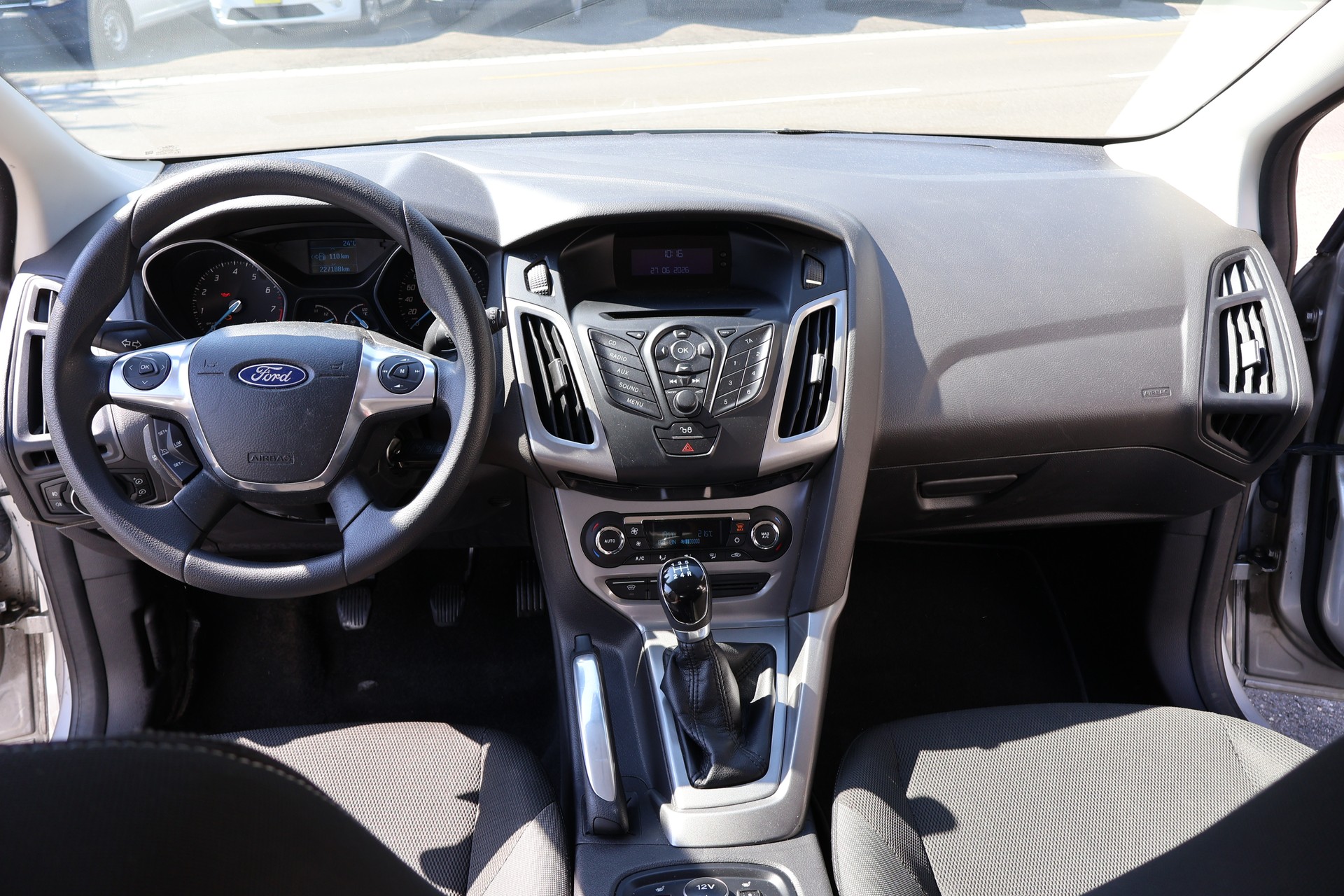 FORD Focus 1.6i VCT Trend-image-13
