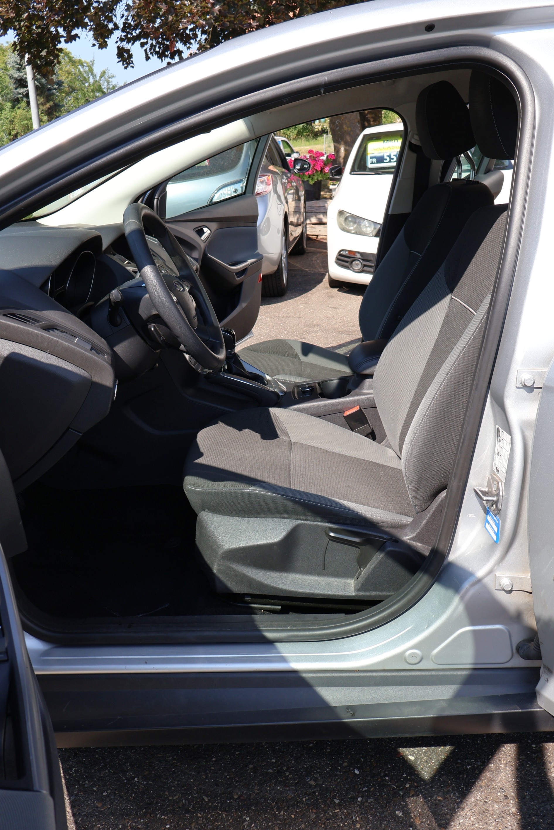 FORD Focus 1.6i VCT Trend-image-9