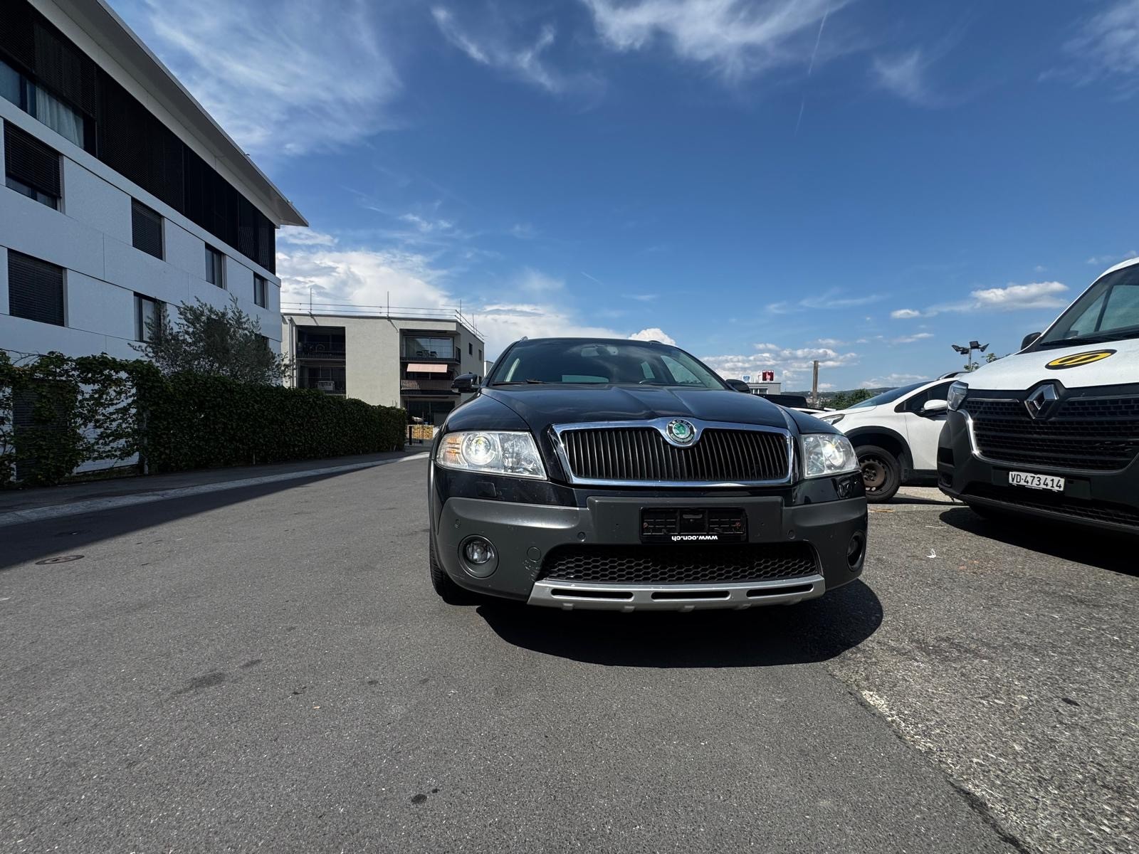 SKODA Octavia Scout 2.0 TDI 4x4-image-0