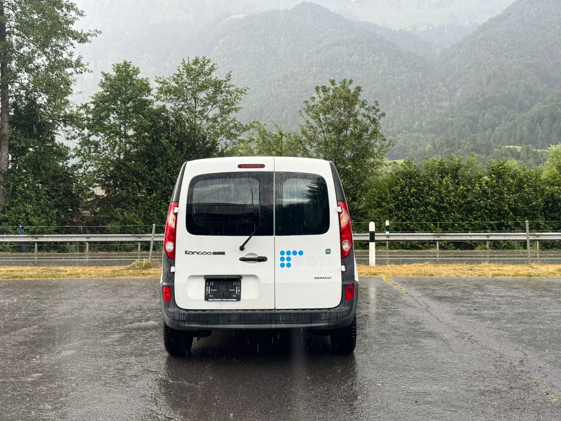 RENAULT Kangoo Z.E.-image-13