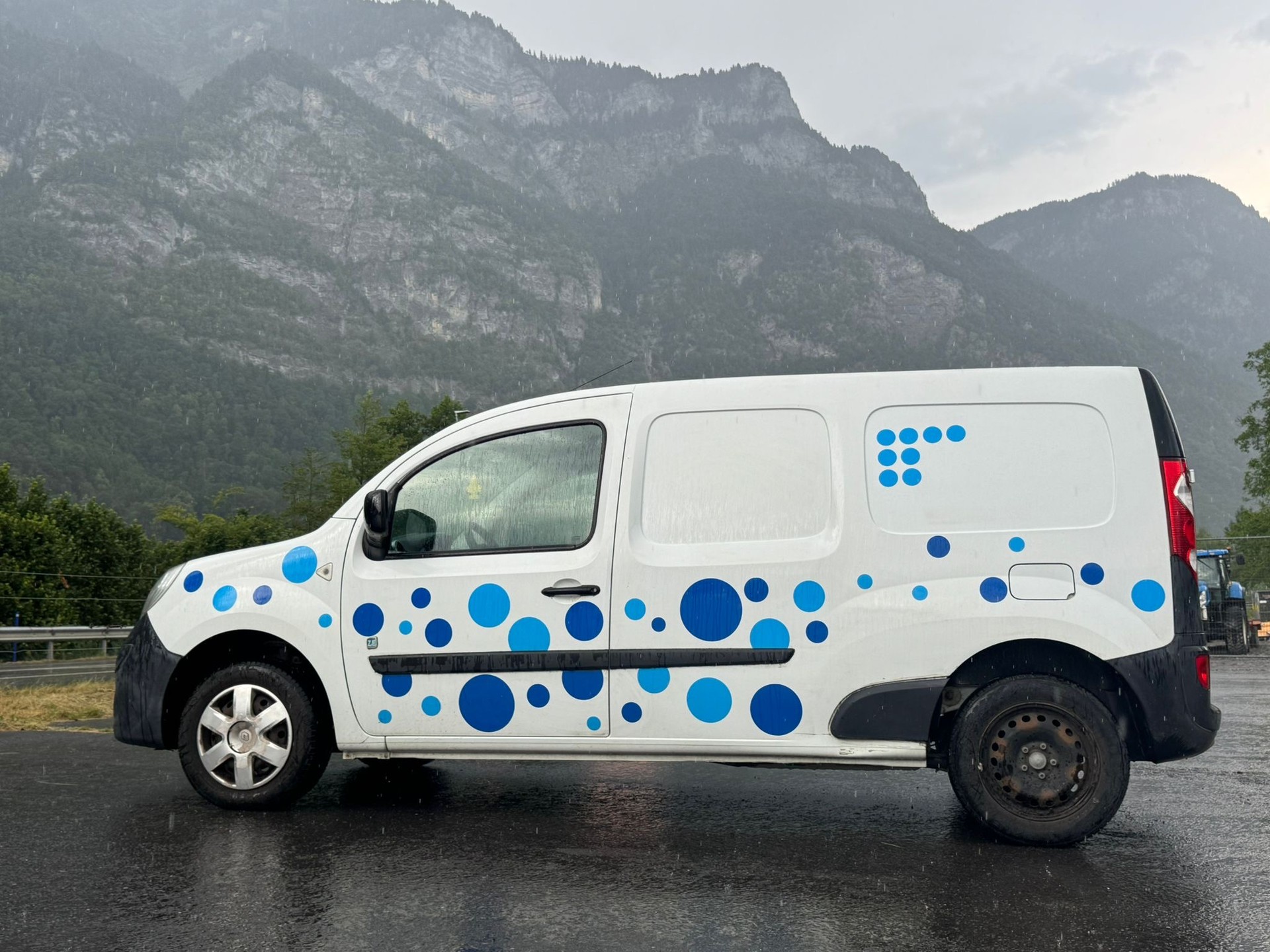 RENAULT Kangoo Z.E.-image-2