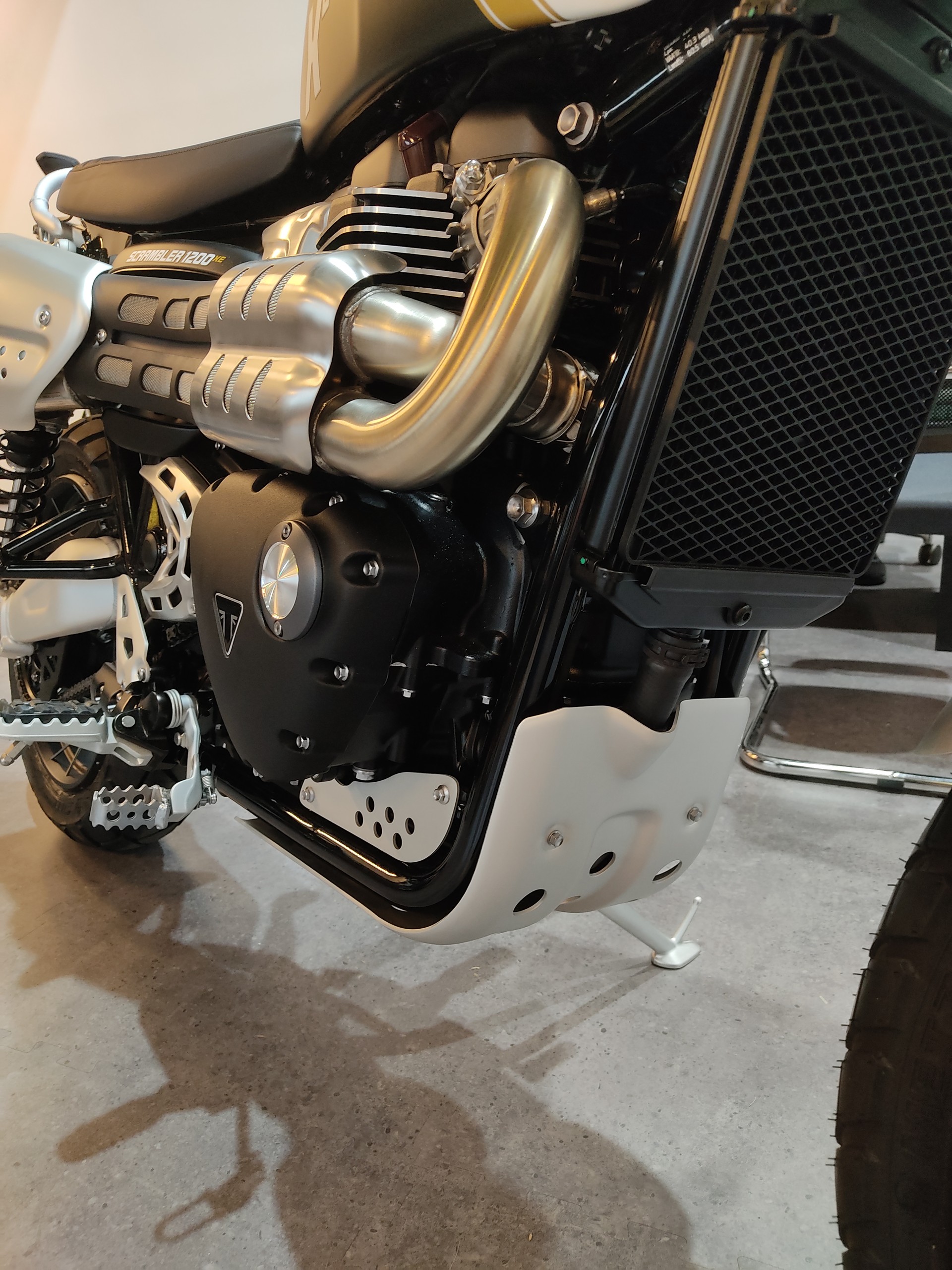TRIUMPH Scrambler 1200 XE-image-9