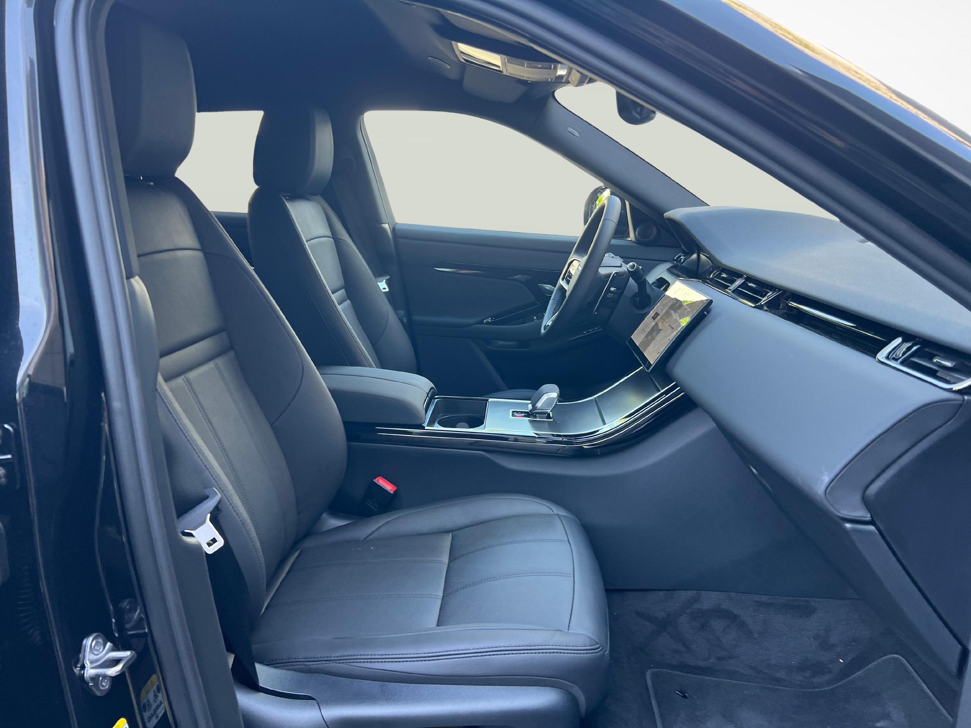 LAND ROVER Range Rover Evoque 1.5 T 270e S-image-9