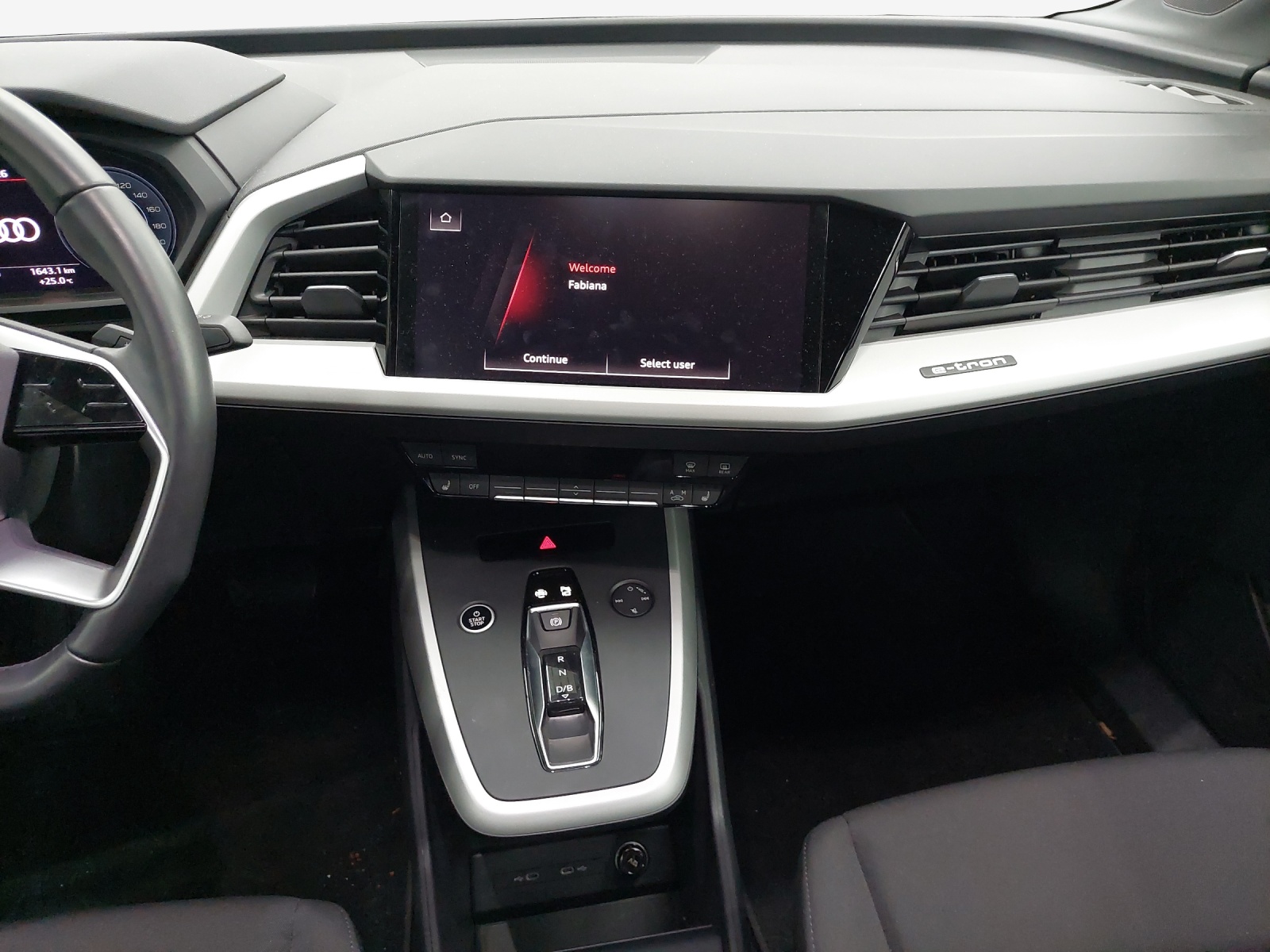 AUDI Q4 Sportback e-tron 50 quattro-image-10