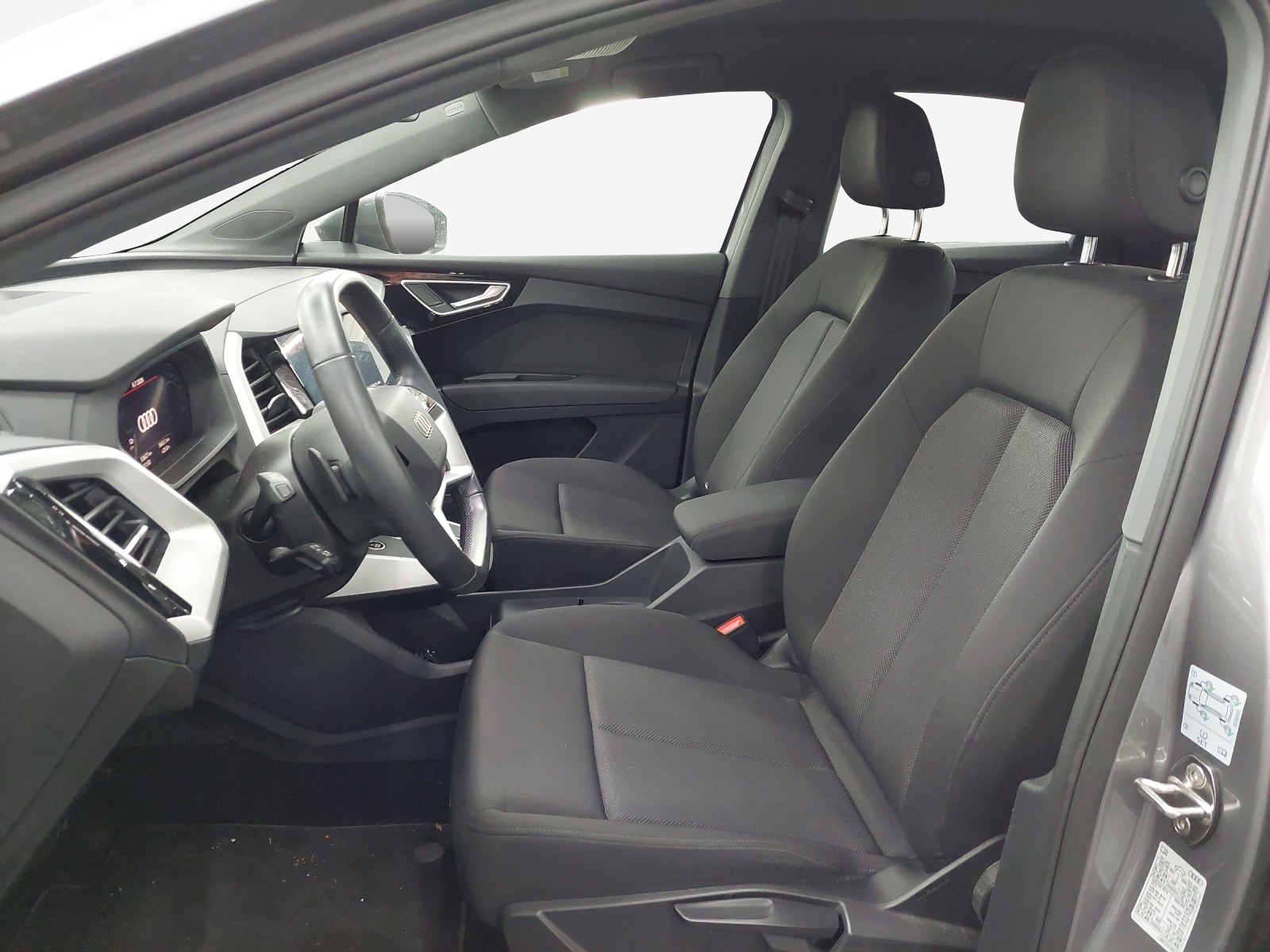 AUDI Q4 Sportback e-tron 50 quattro-image-7