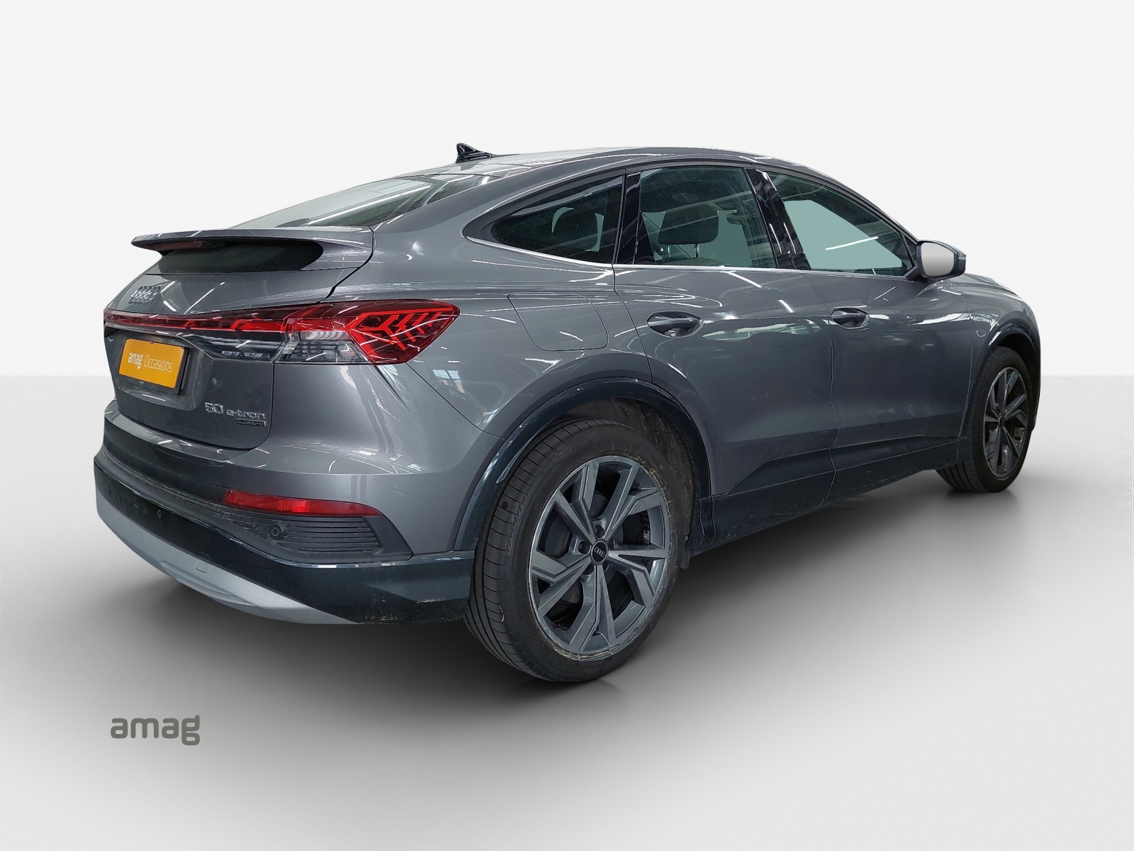 AUDI Q4 Sportback e-tron 50 quattro-image-4