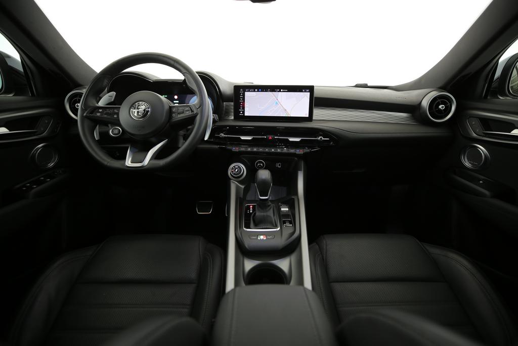 ALFA ROMEO Tonale 1.3 Plug-in Hybrid Veloce Q4-image-4