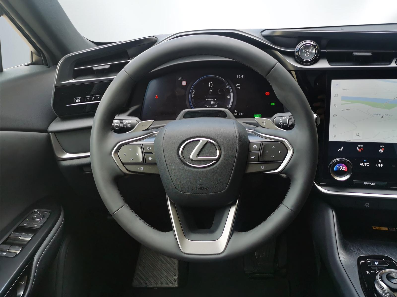 LEXUS RZ 450e Comfort-image-5