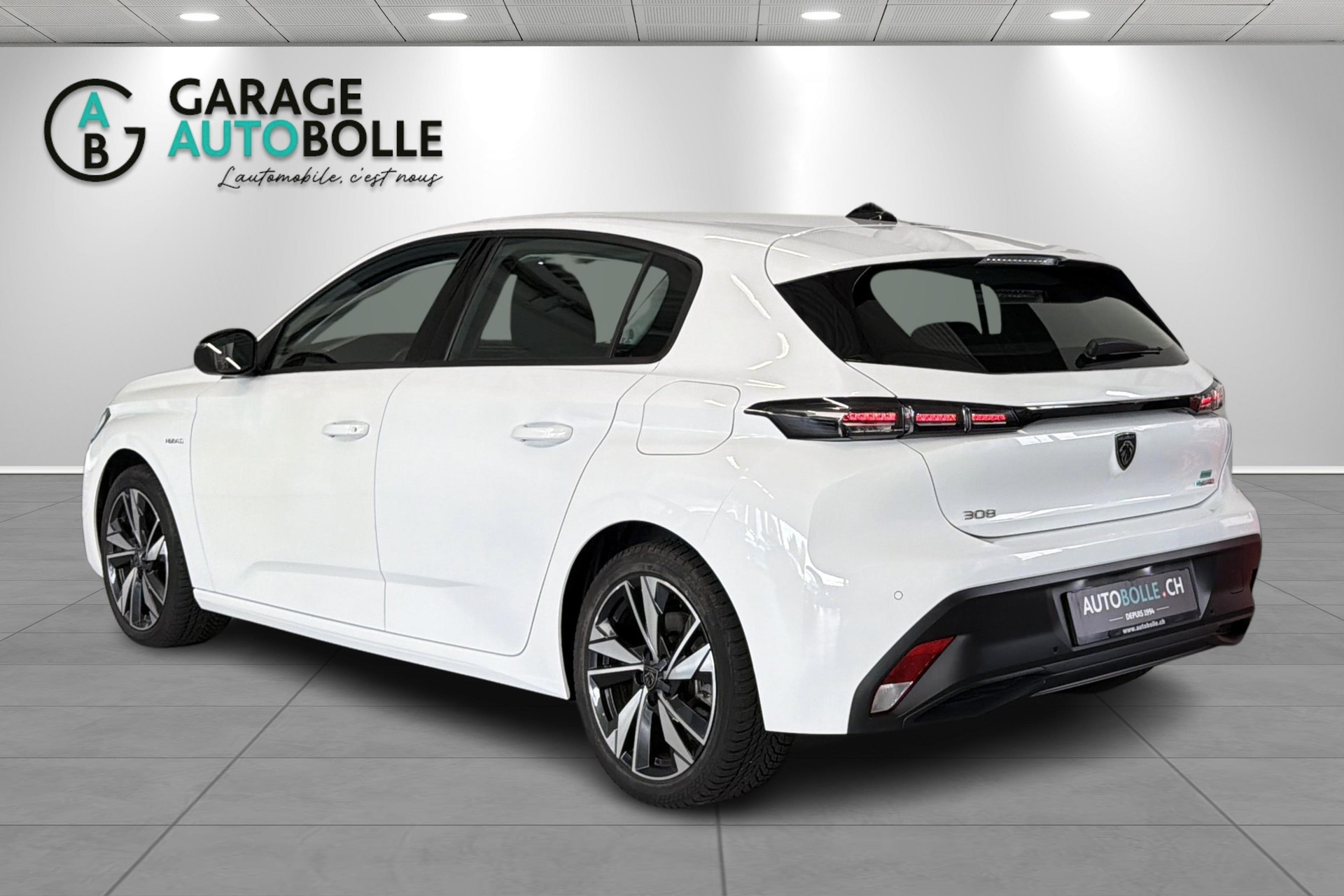 PEUGEOT 308 1.6 PHEV 180 Active Pack-image-4