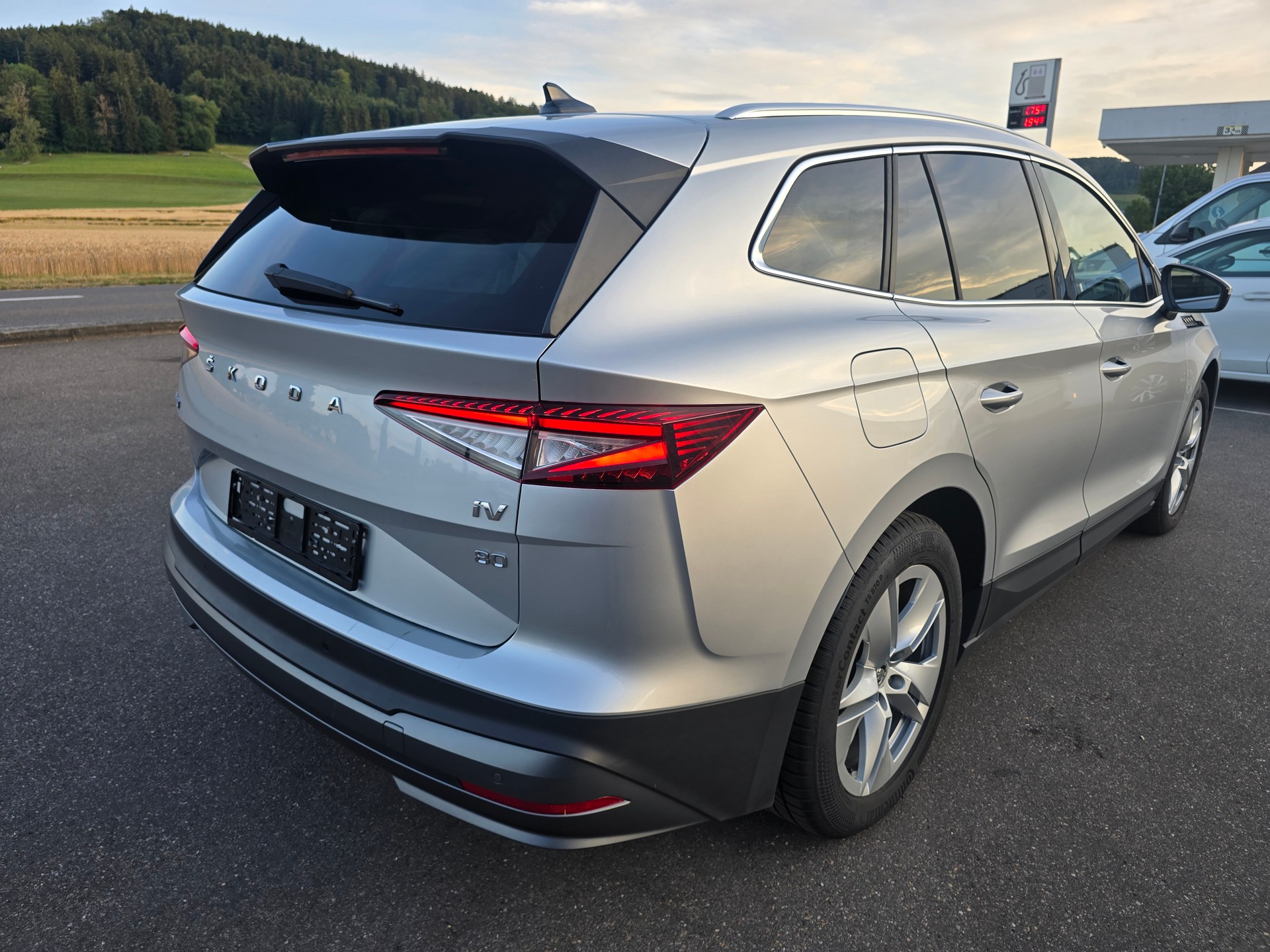 SKODA Enyaq iV 80-image-3