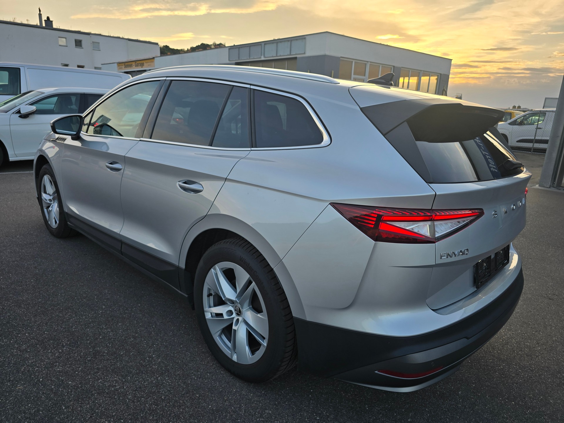 SKODA Enyaq iV 80-image-2