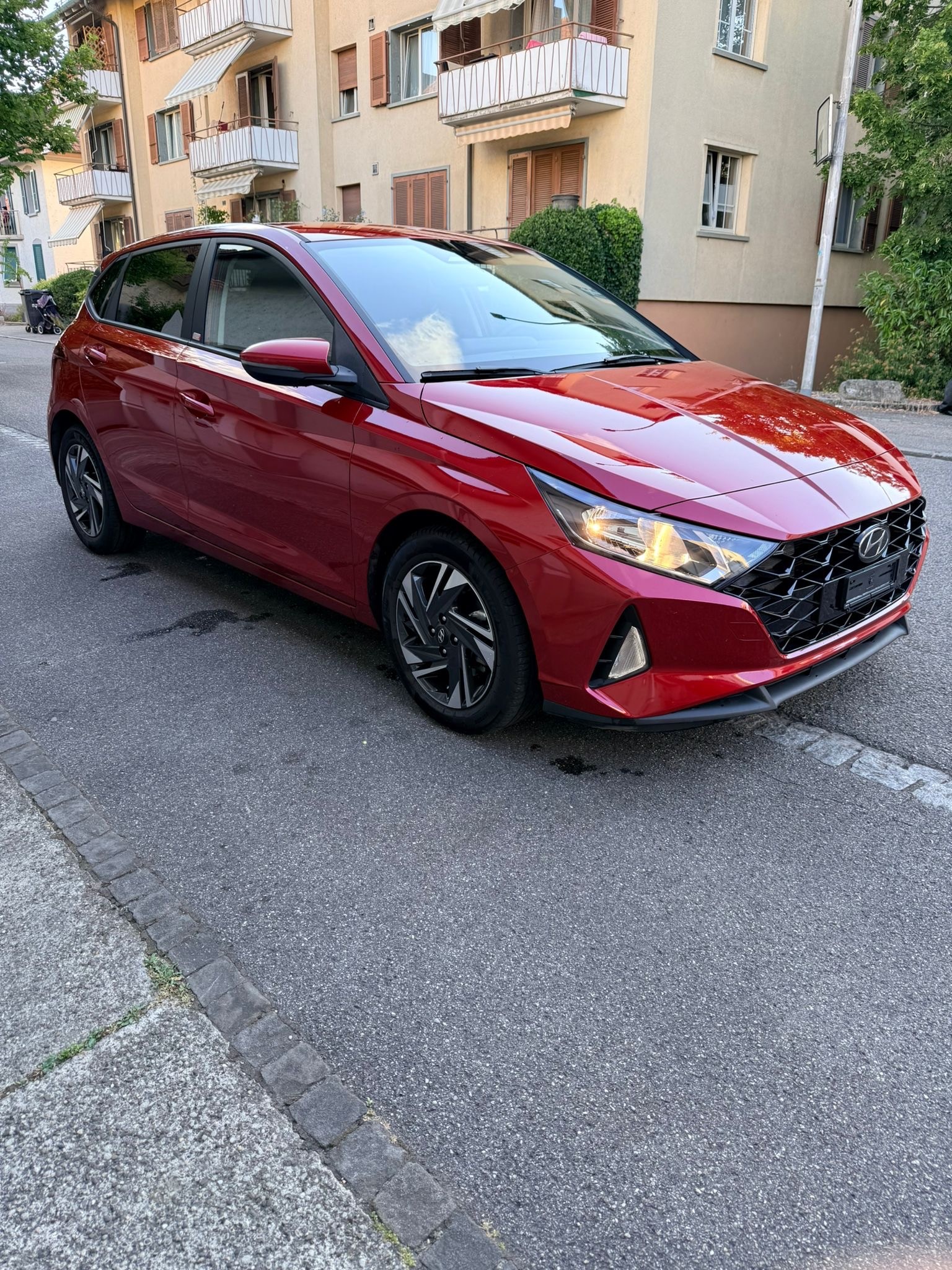 HYUNDAI i20 1.0 T-GDi Amplia DCT