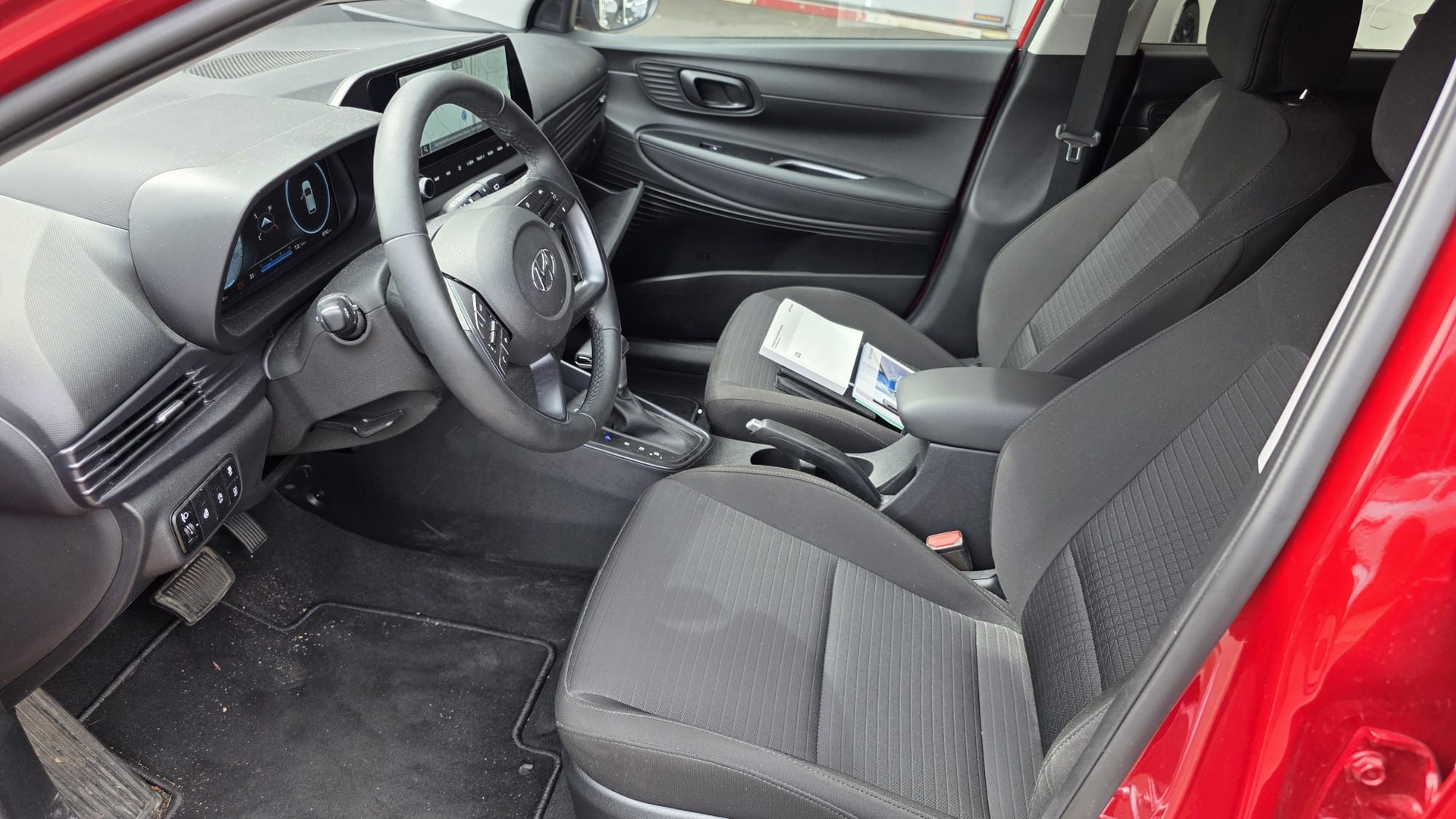 HYUNDAI i20 1.0 T-GDi Amplia DCT-image-7