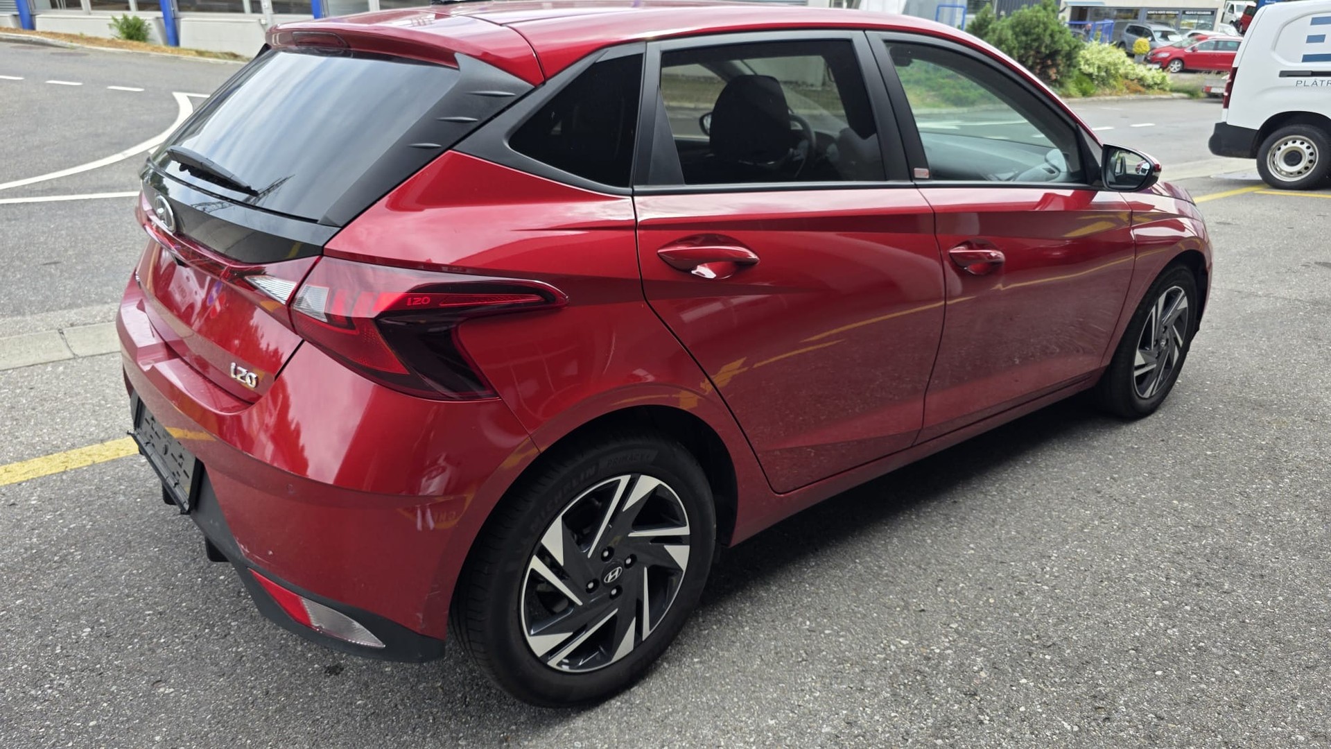 HYUNDAI i20 1.0 T-GDi Amplia DCT-image-6