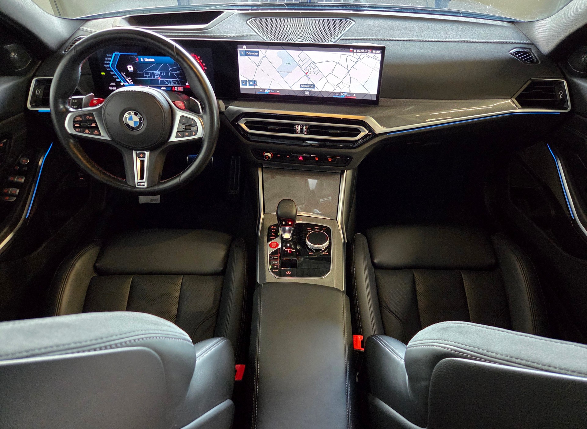 BMW M3 Competition xDrive Touring-image-6