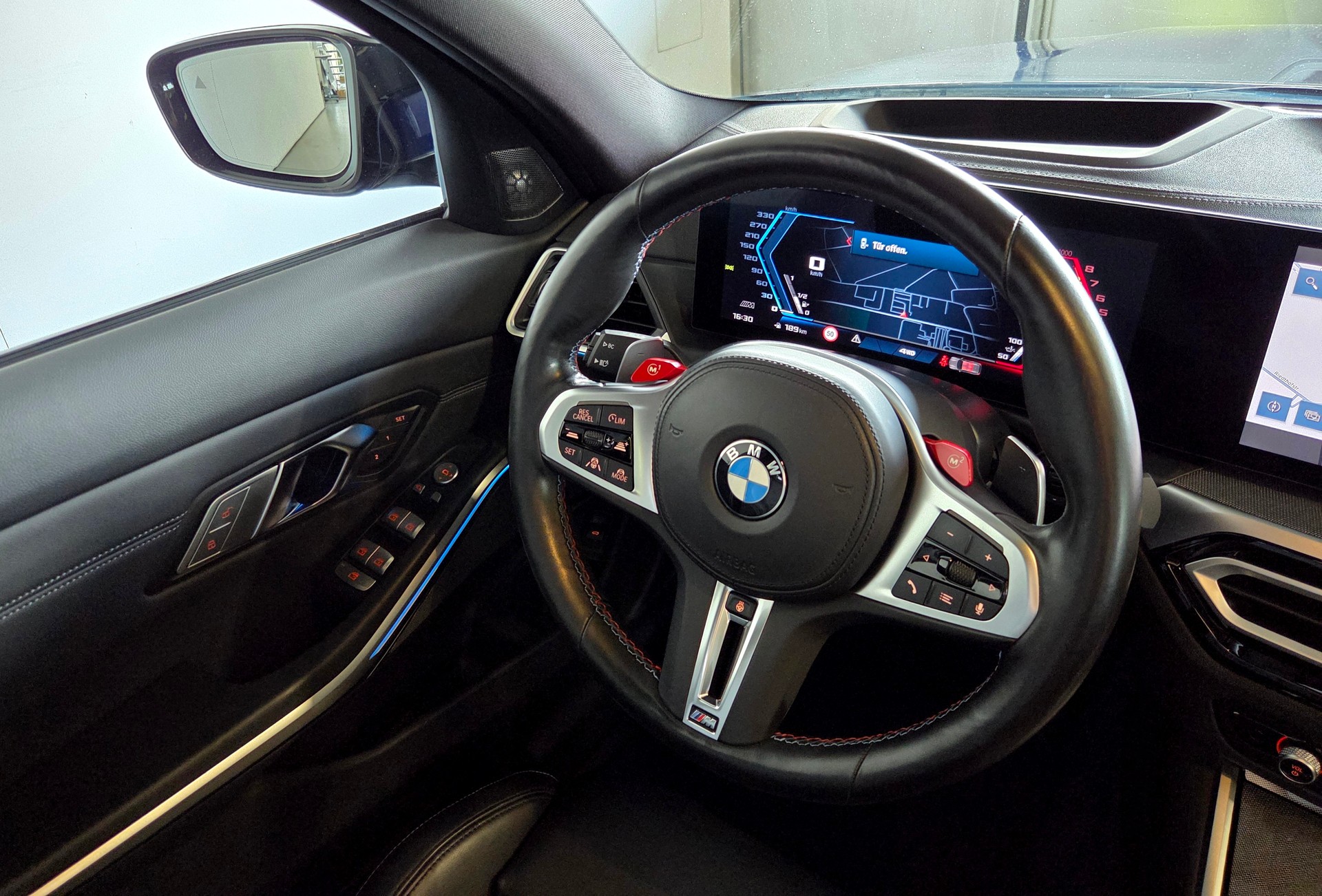 BMW M3 Competition xDrive Touring-image-17