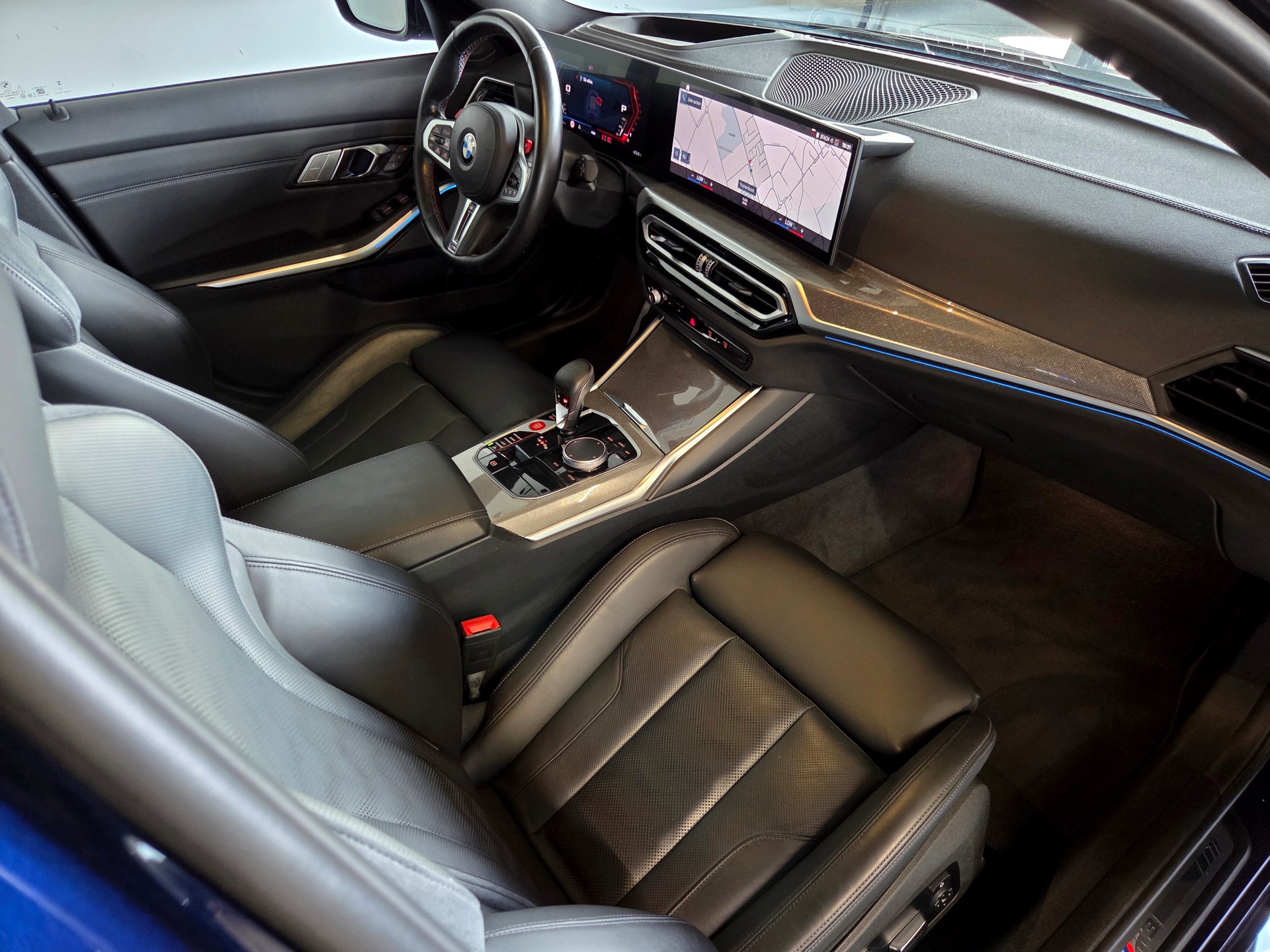 BMW M3 Competition xDrive Touring-image-8