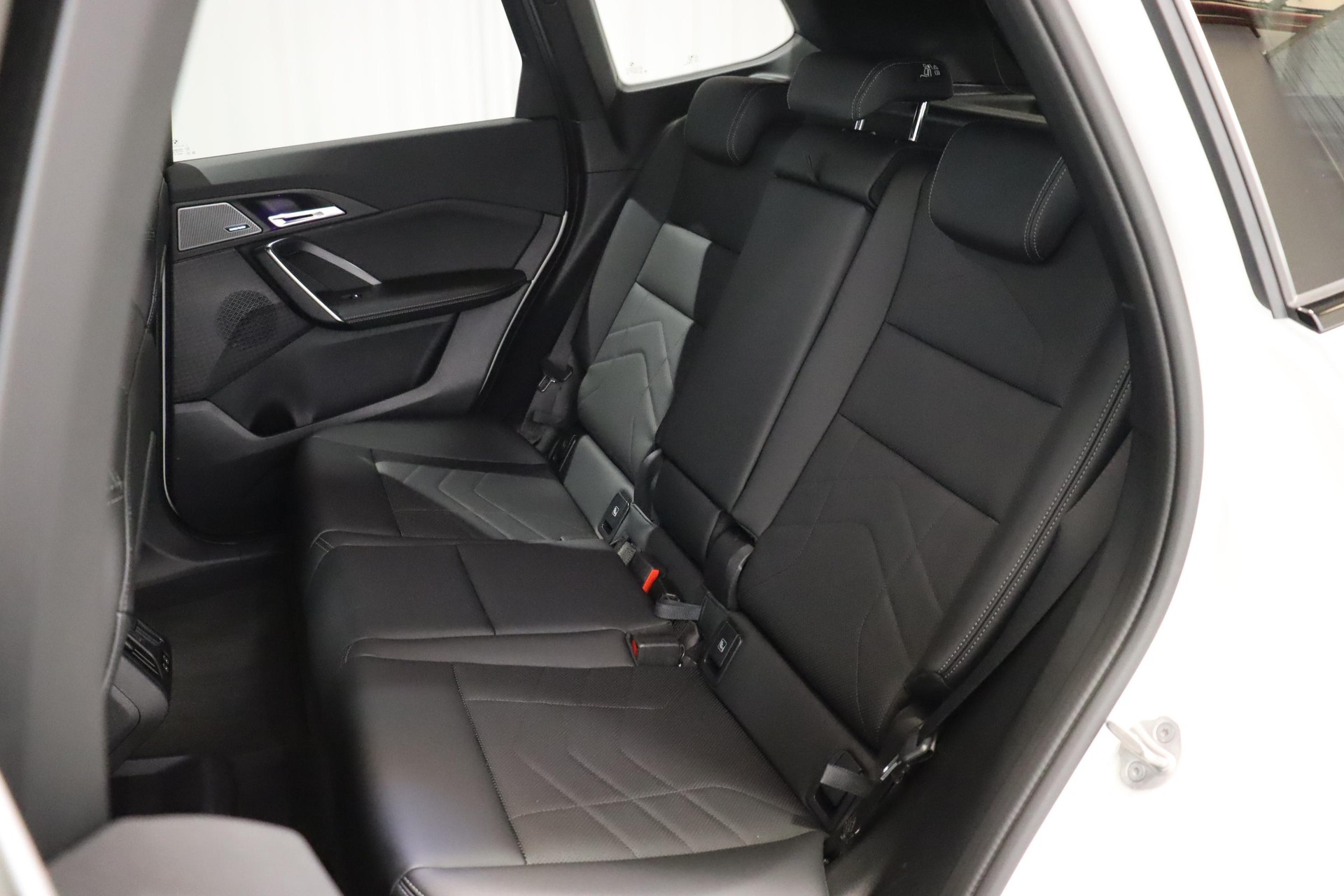 BMW X1 30e xDrive paddles-image-11