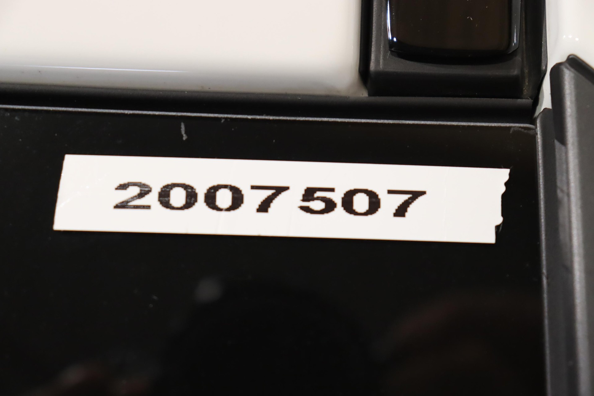 BMW X1 30e xDrive paddles-image-22