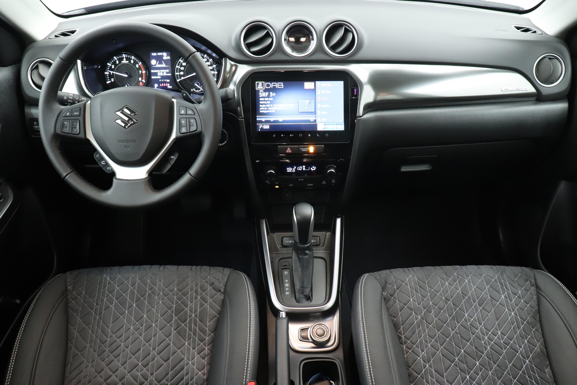 SUZUKI Vitara 1.4 T Compact Top Hybrid 4x4-image-7
