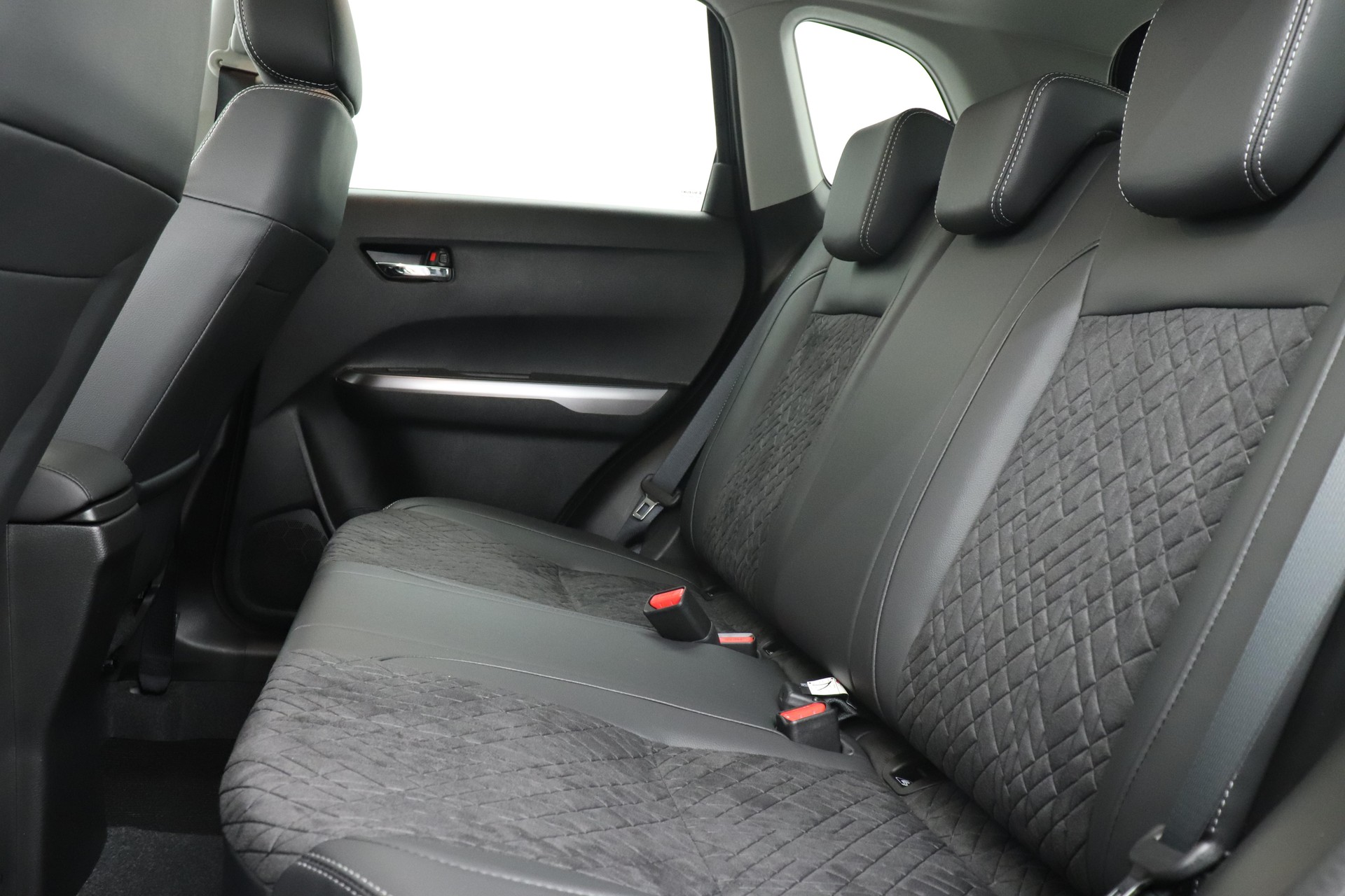 SUZUKI Vitara 1.4 T Compact Top Hybrid 4x4-image-5