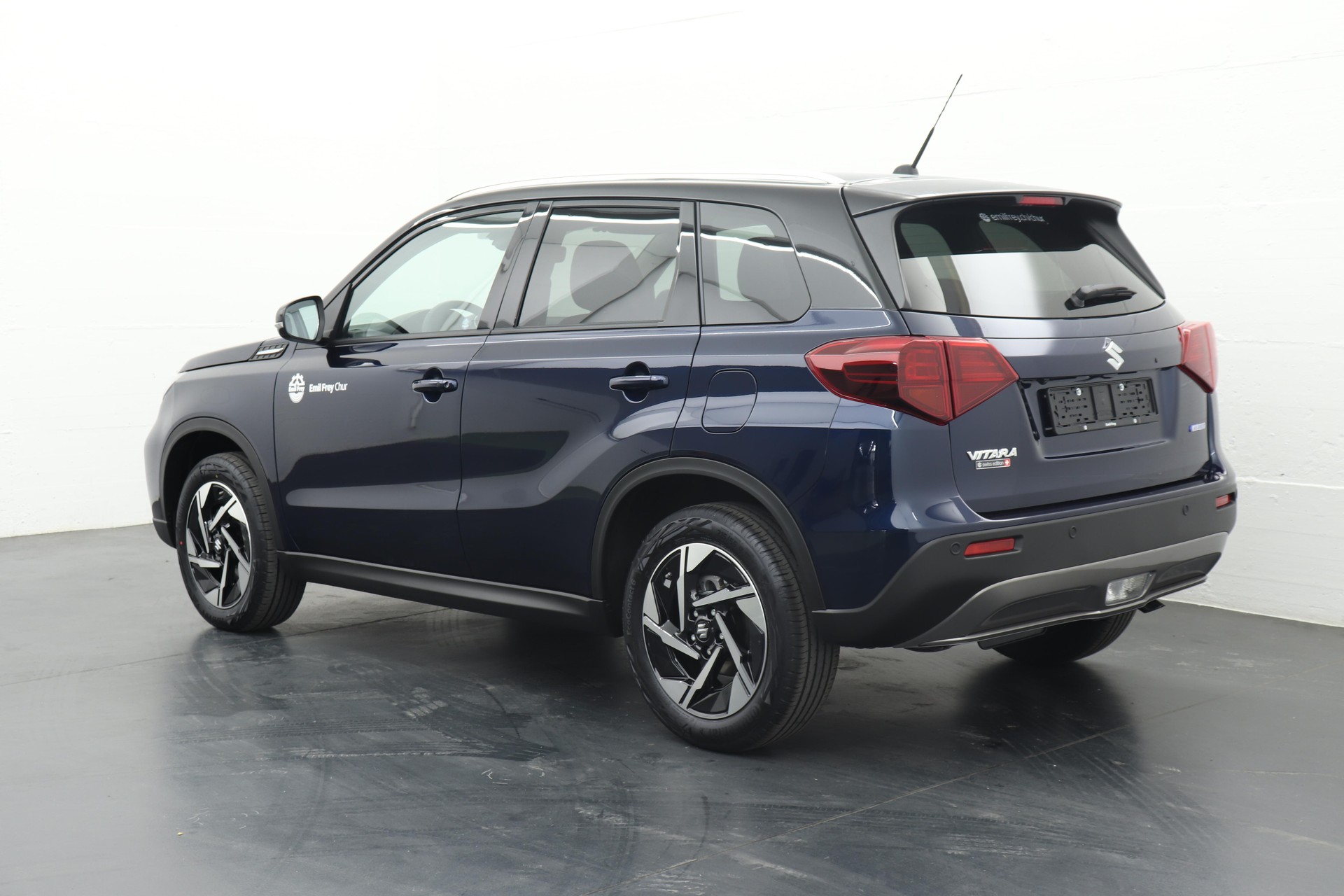 SUZUKI Vitara 1.4 T Compact Top Hybrid 4x4-image-6