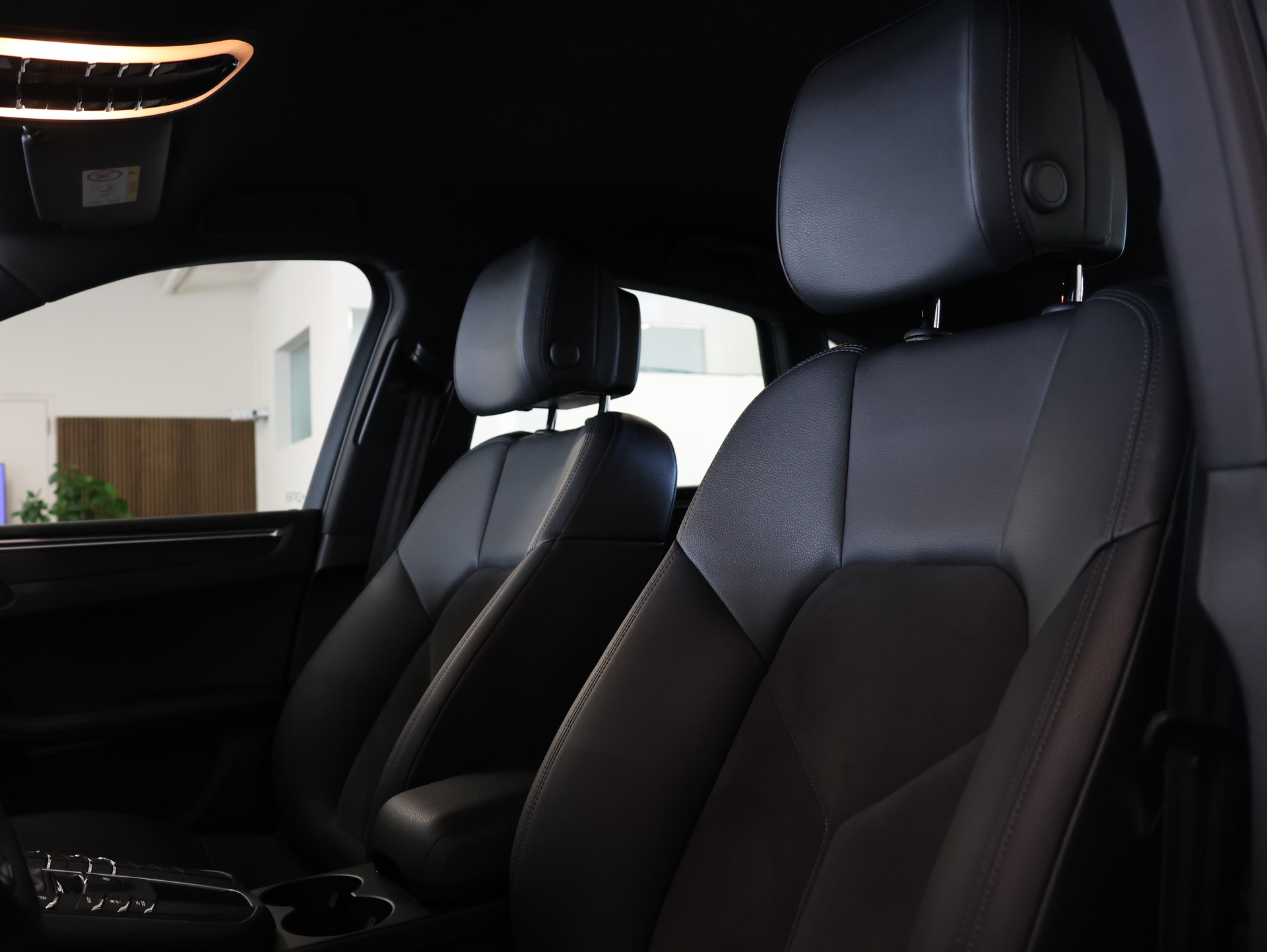 PORSCHE Macan PDK * Sitzheizung* *Rückfahrkamera*-image-11
