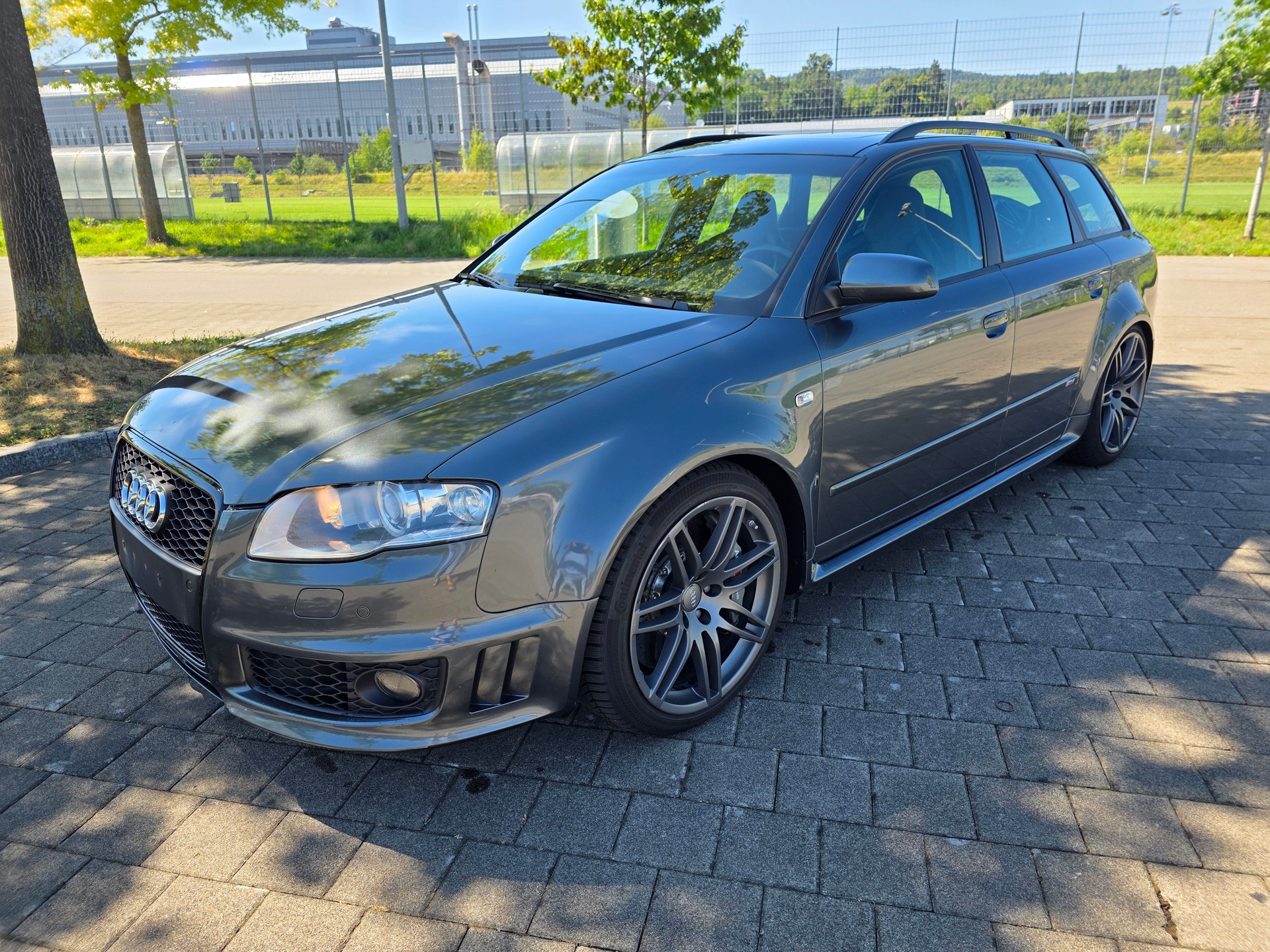 AUDI RS4 Avant 4.2 V8 quattro-image-0