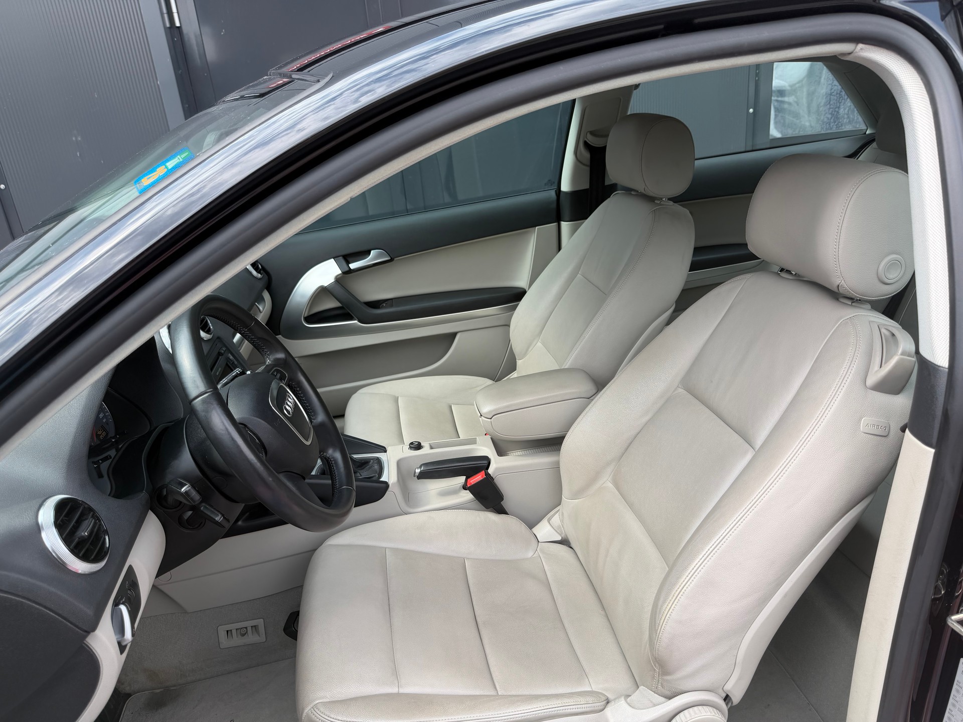AUDI A3 1.8 TFSI Ambiente-image-10