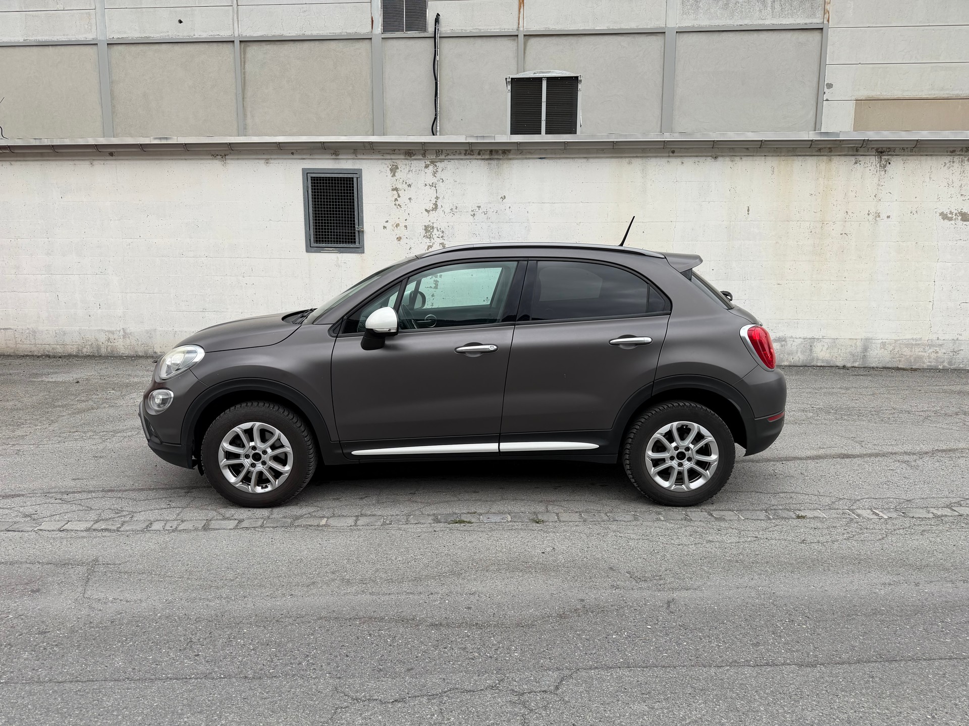 FIAT 500X 2.0 MJ Cross Plus 4x4 Automatic-image-3