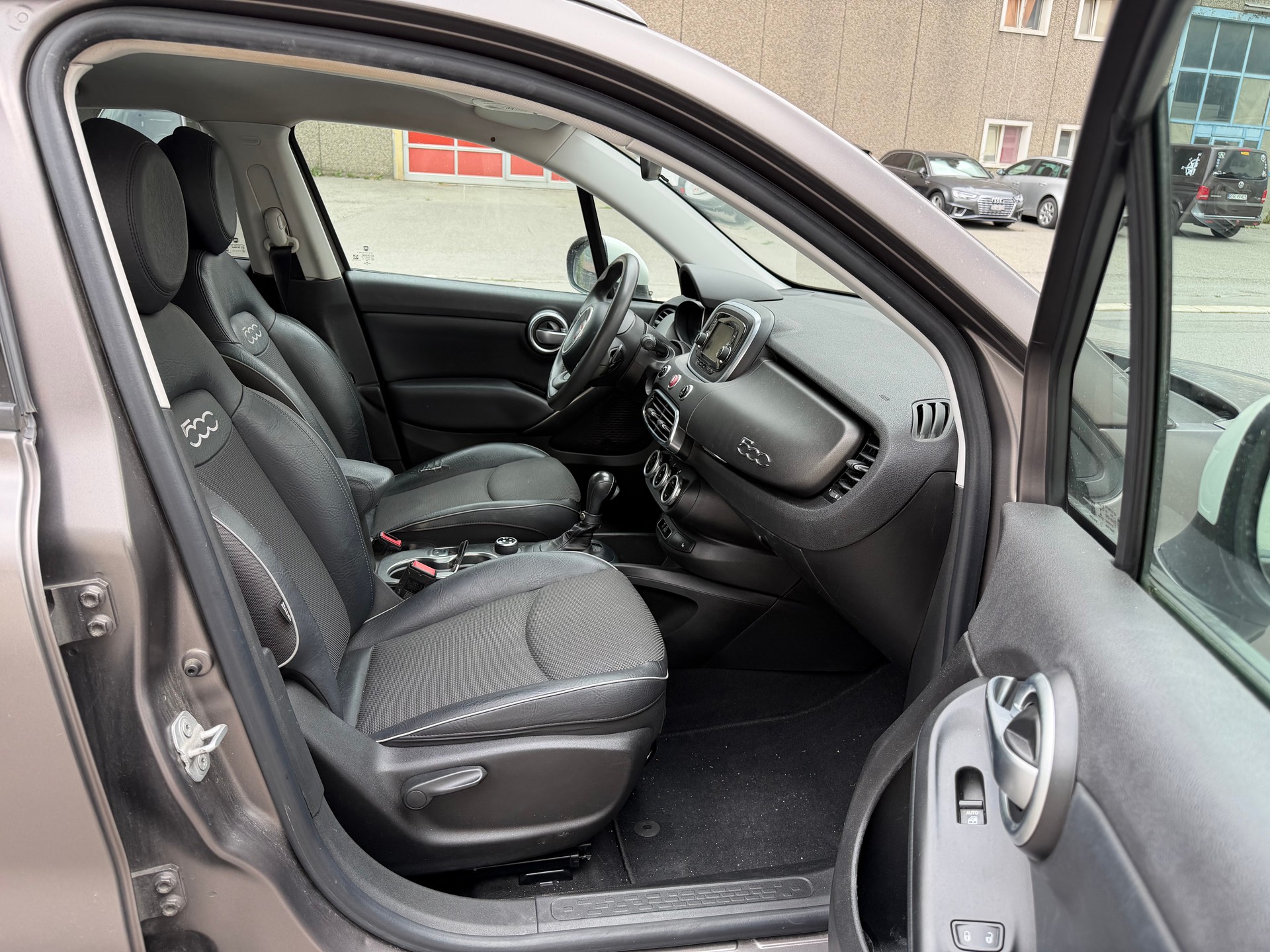 FIAT 500X 2.0 MJ Cross Plus 4x4 Automatic-image-7