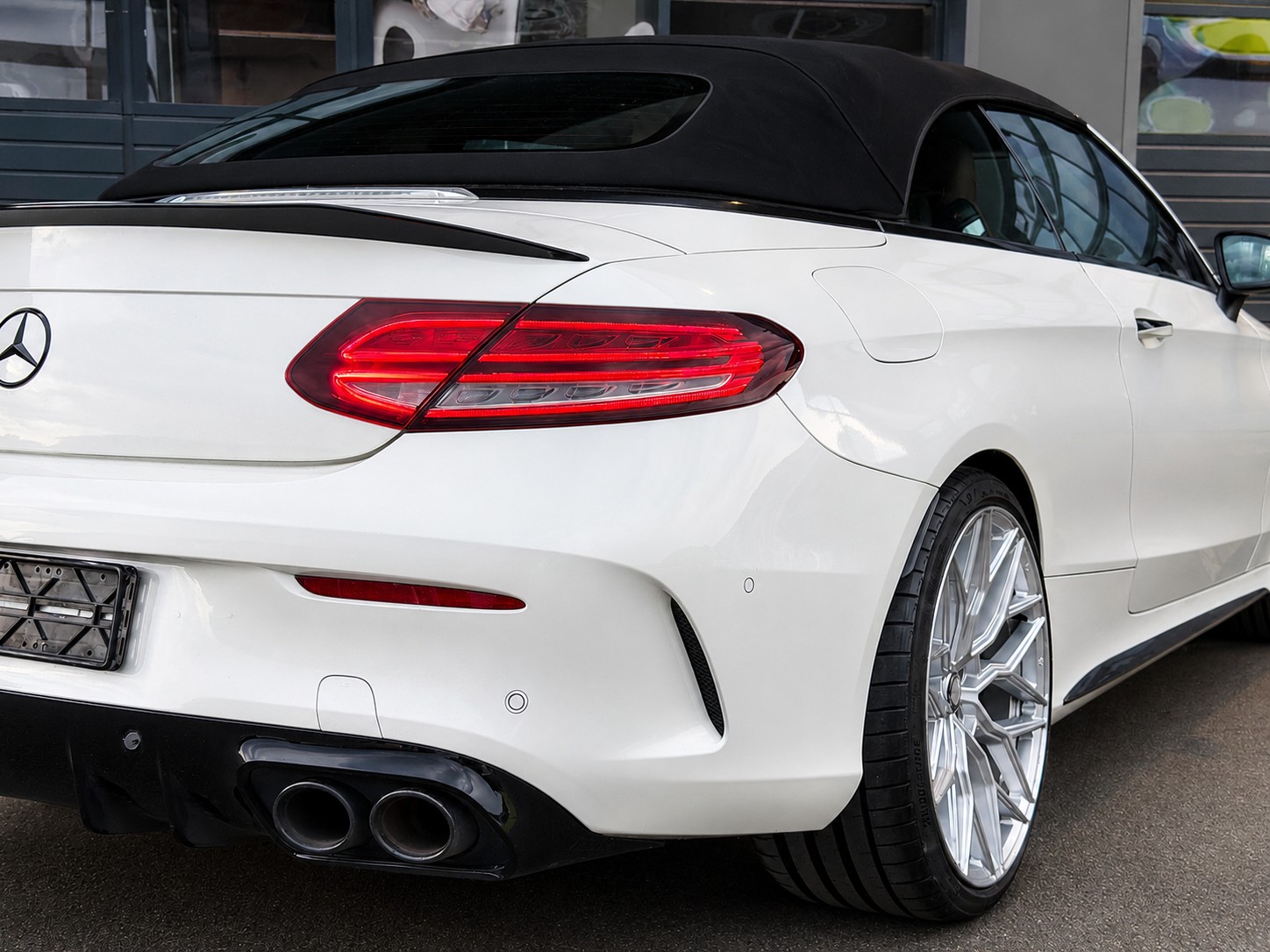 MERCEDES-BENZ C 43 Cabriolet AMG 4Matic | Burmester | ACC | Totwinkel | Ambiente-image-8