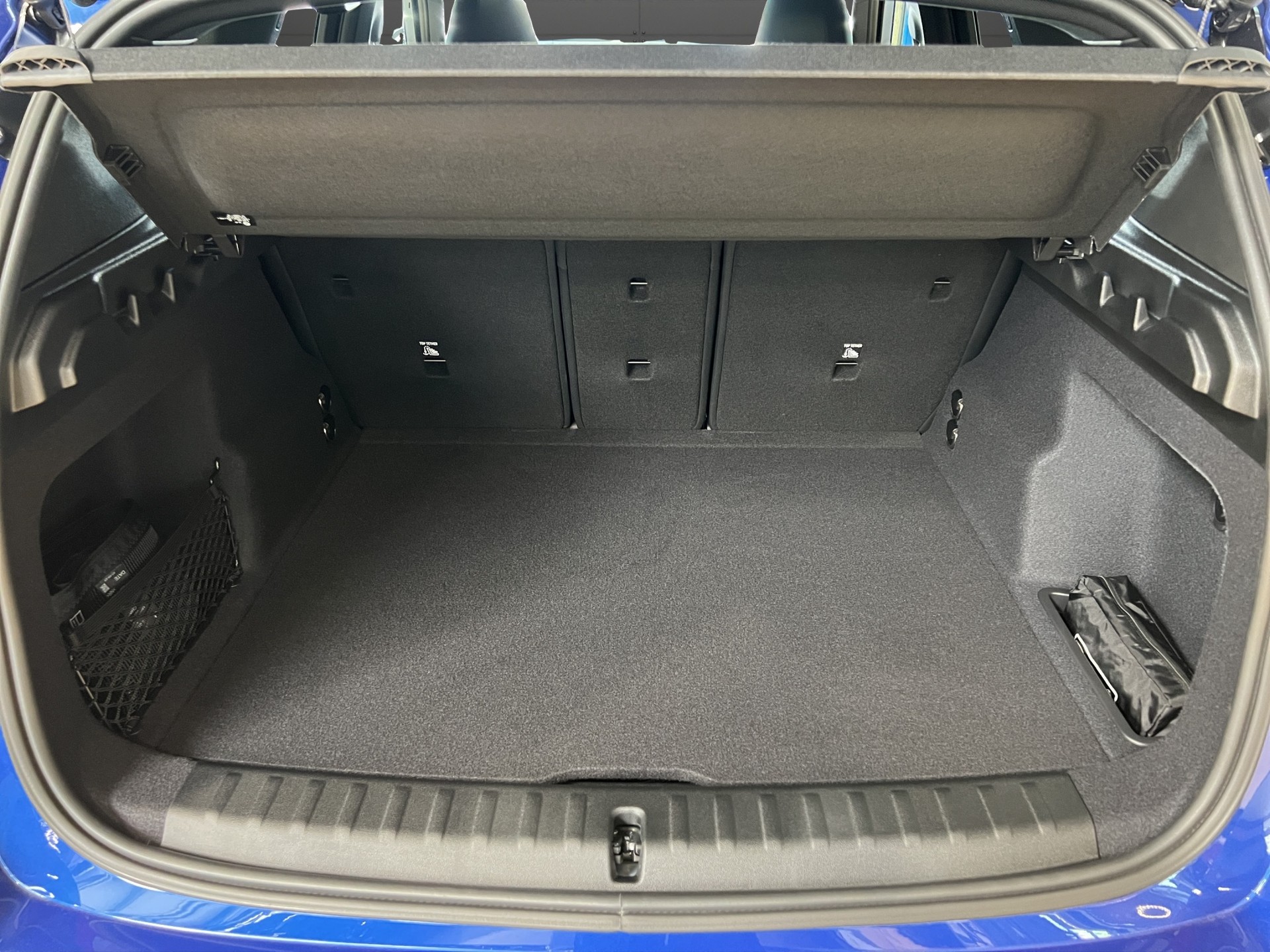 BMW X1 23i xDrive paddles-image-15