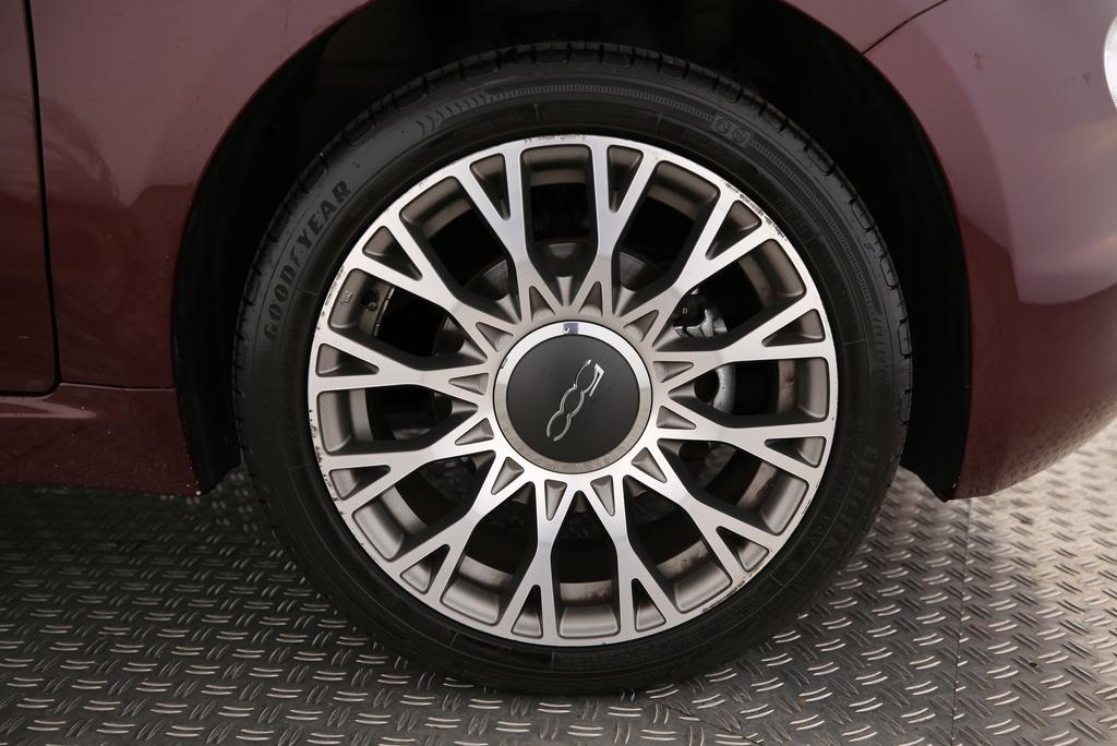 FIAT 500 1.0 Hybrid Dolcevita-image-10