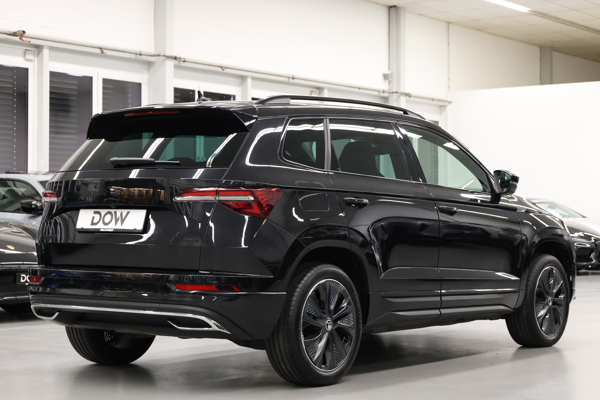 SKODA Karoq 2.0 TSI SportLine 4x4 DSG-image-6