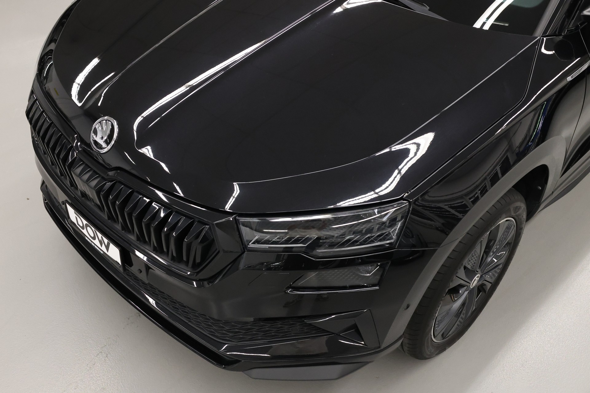 SKODA Karoq 2.0 TSI SportLine 4x4 DSG-image-4