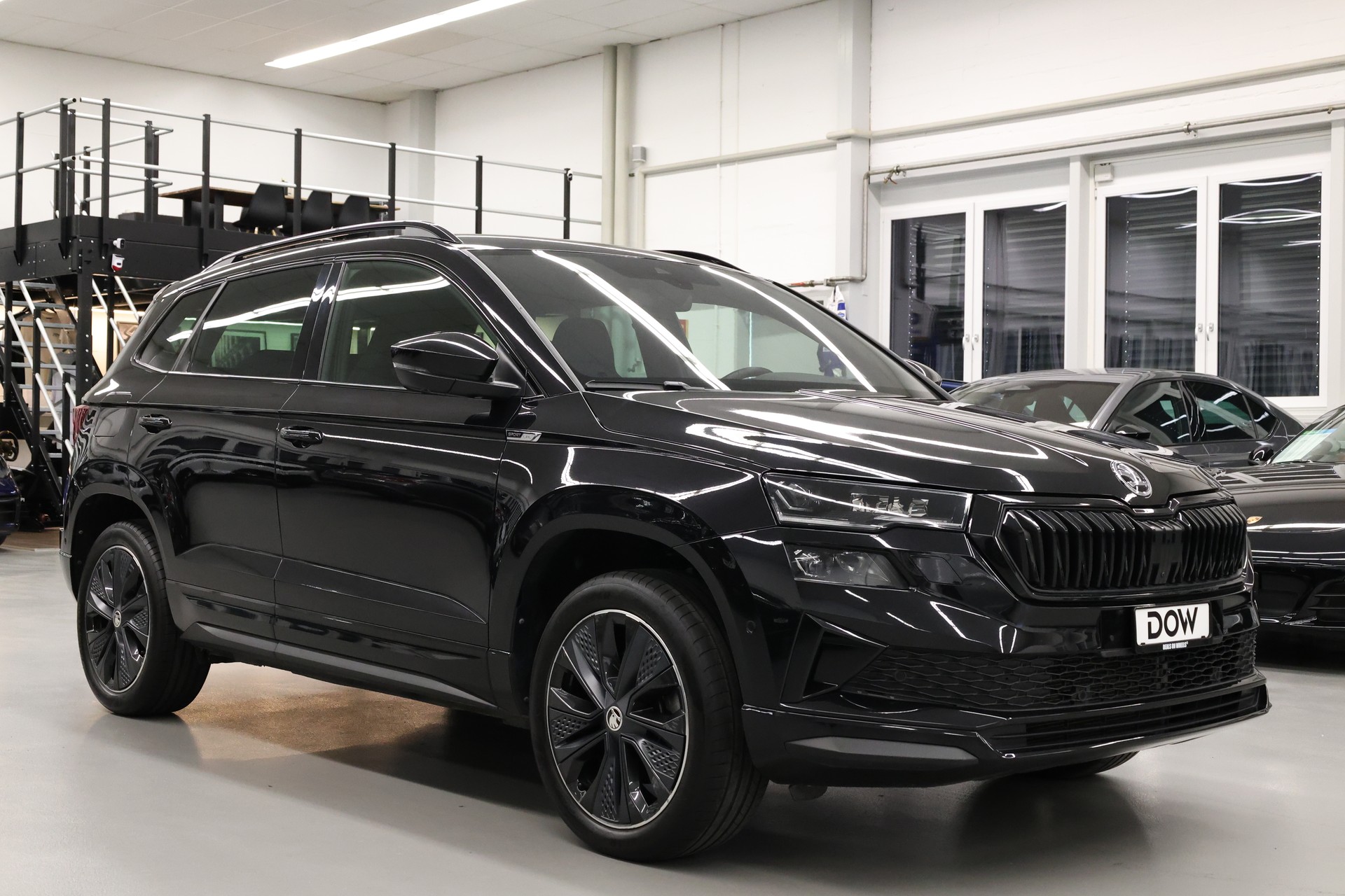 SKODA Karoq 2.0 TSI SportLine 4x4 DSG-showroom-element-1