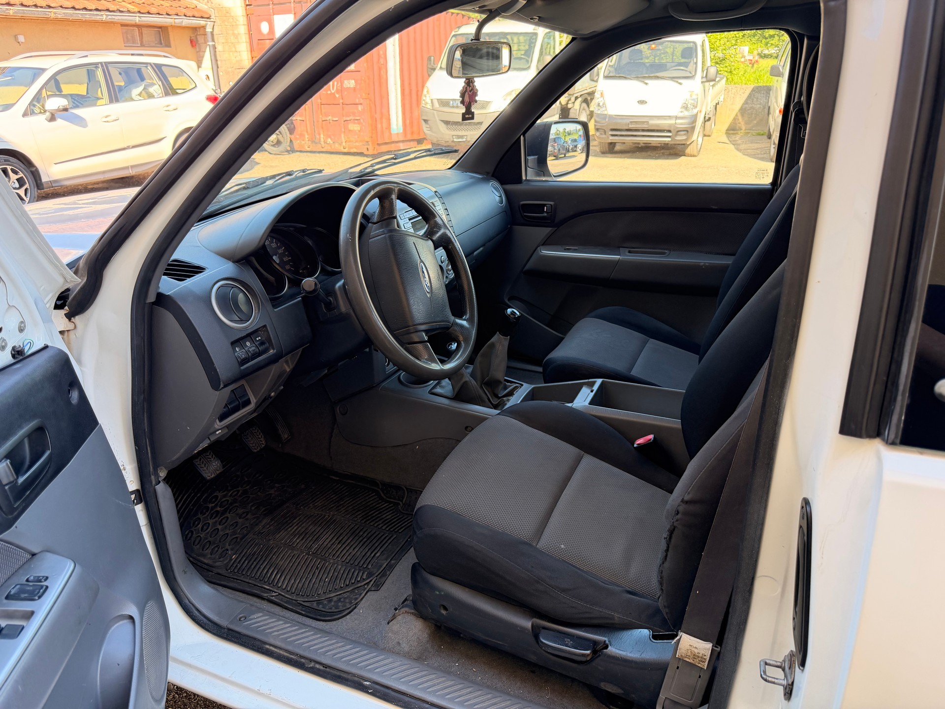 FORD Ranger XL 2.5 TDCi 4x4-image-6