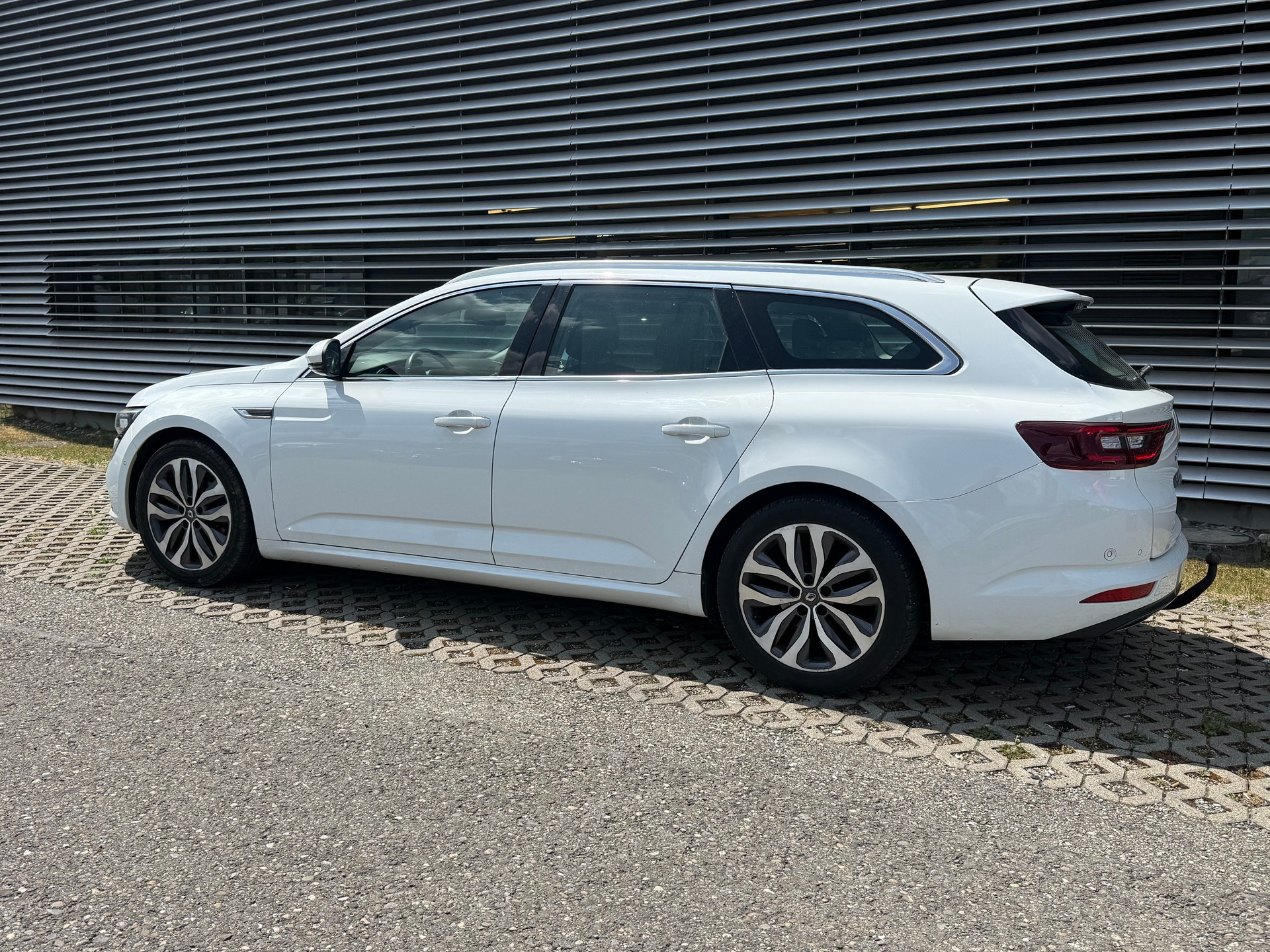 RENAULT Talisman Grandtour 1.6 dCi Intens-image-7
