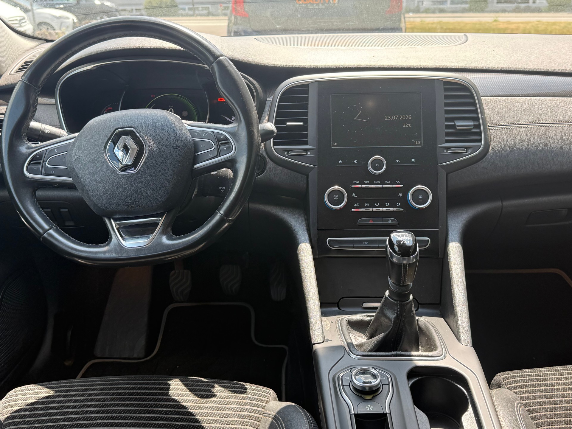 RENAULT Talisman Grandtour 1.6 dCi Intens-image-6