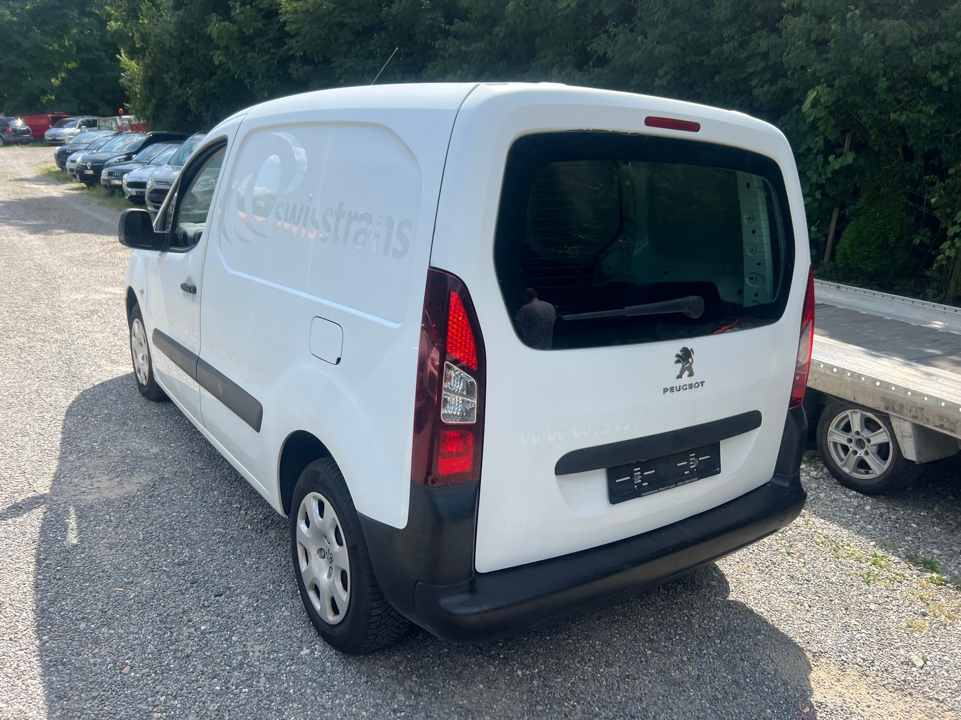 PEUGEOT Partner 1.6 HDI Urban Pack-image-6