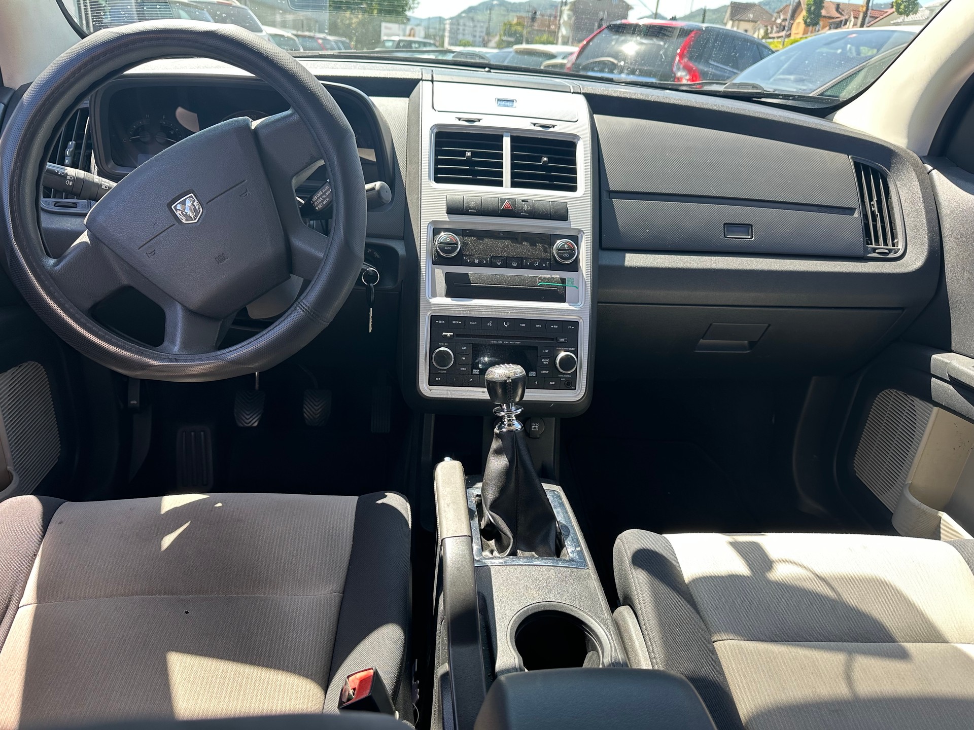 DODGE Journey 2.0 CRD SXT-image-5