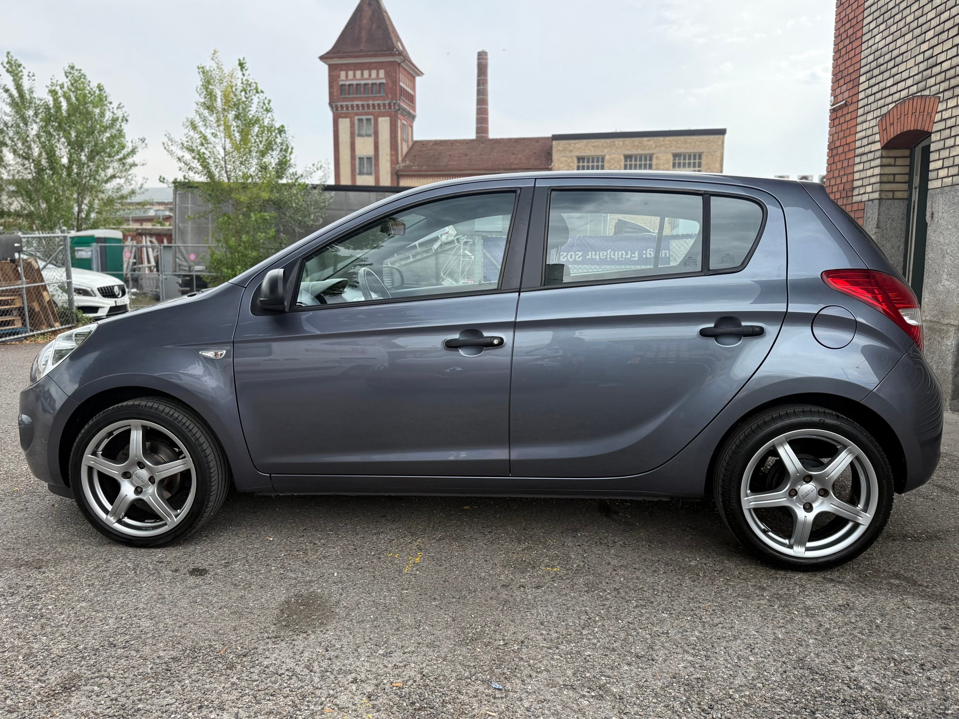 HYUNDAI i20 1.2 Comfort-image-4