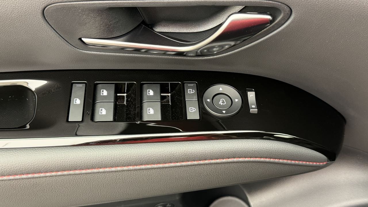 HYUNDAI Tucson 1.6 TGDI PHEV N-Line 4WD-image-8
