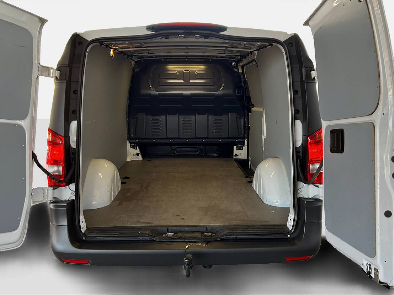 MERCEDES-BENZ Vito 114 Kaw. E 2.0 CDI-image-11