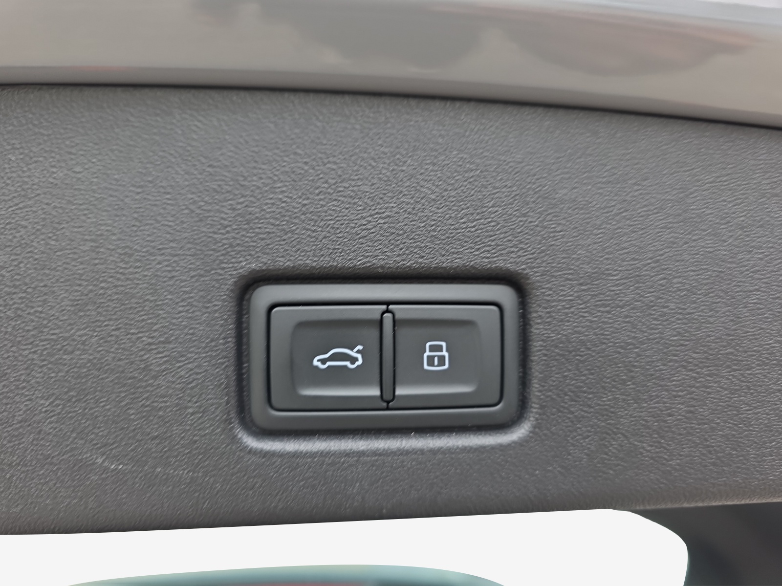 AUDI Q4 e-tron 35-image-13